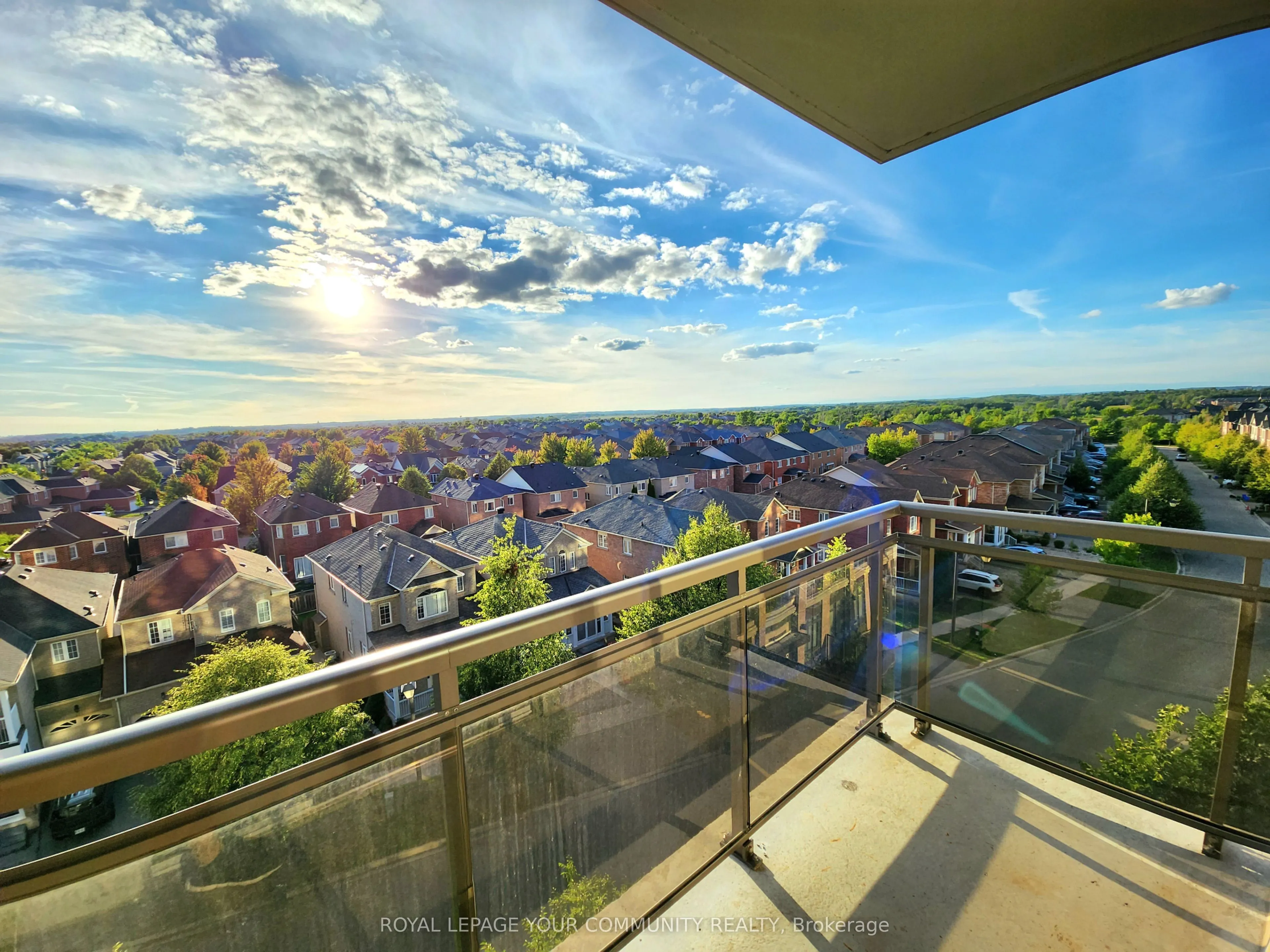 540 Bur Oak Avenue, #619