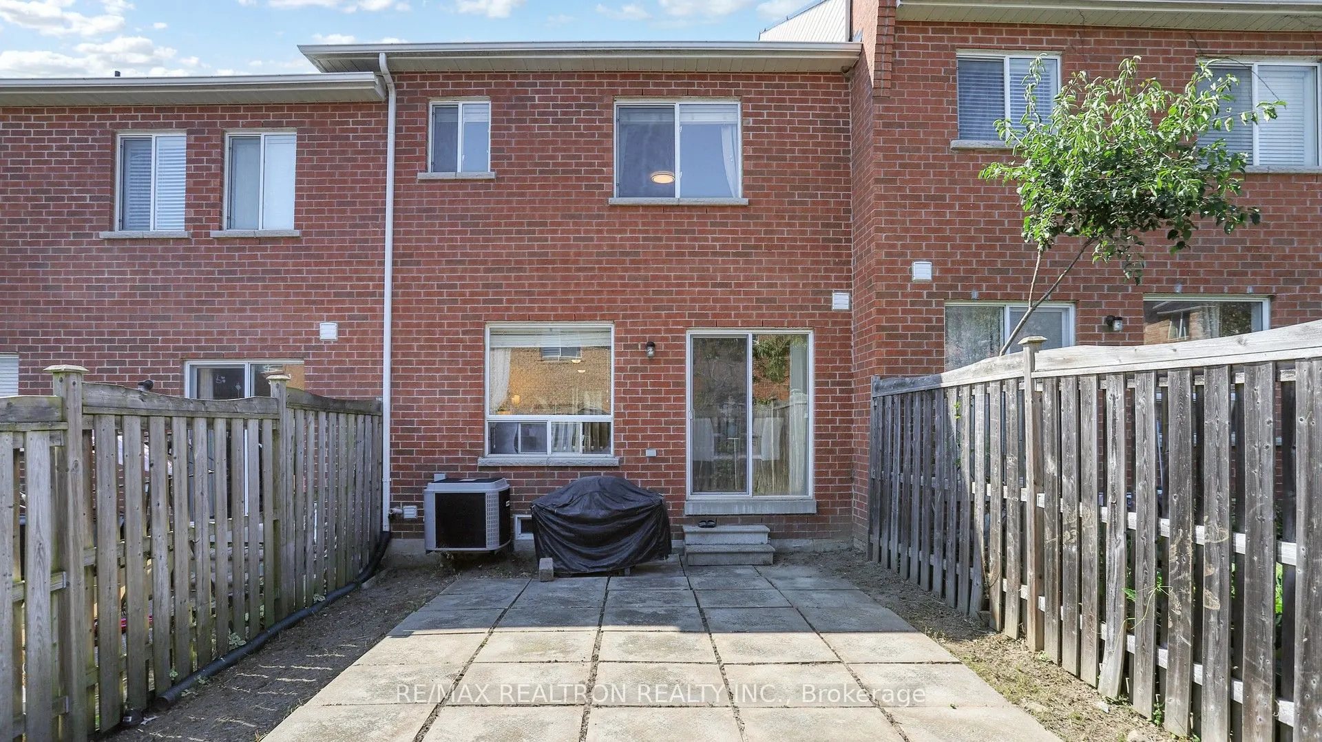 70 Maffey Crescent