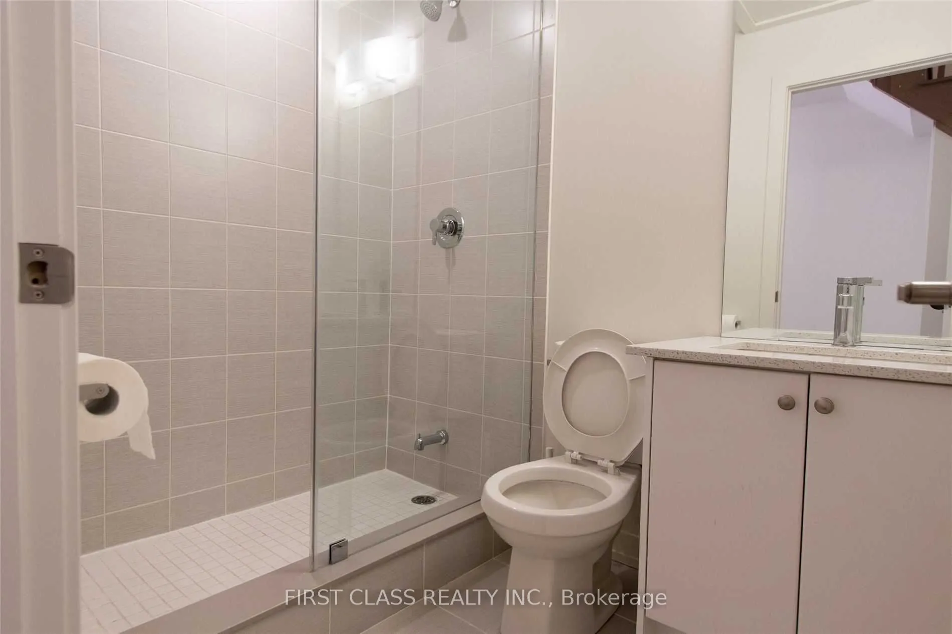 370 Red Maple Road, #26
