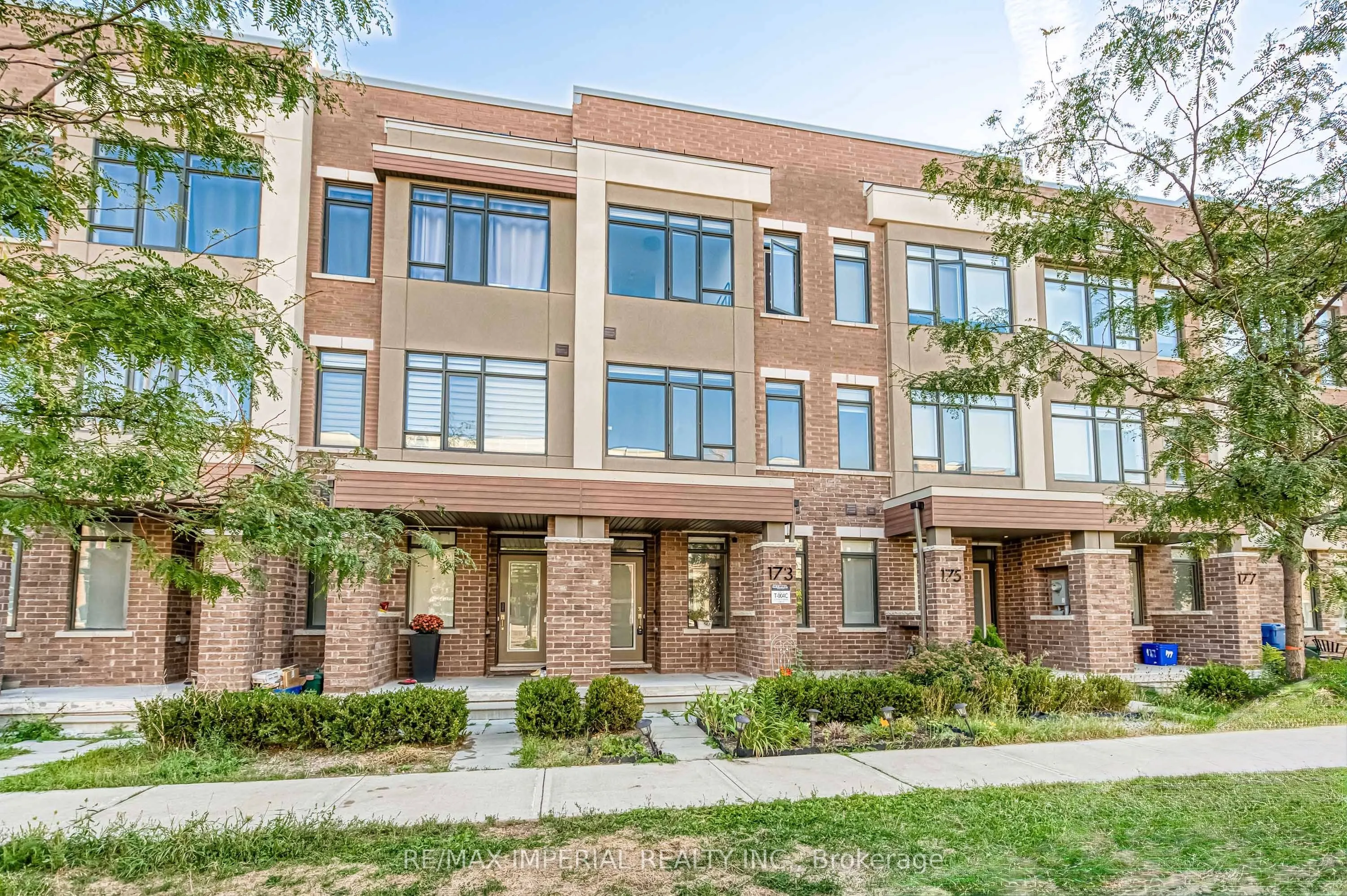 173 Salterton Circle