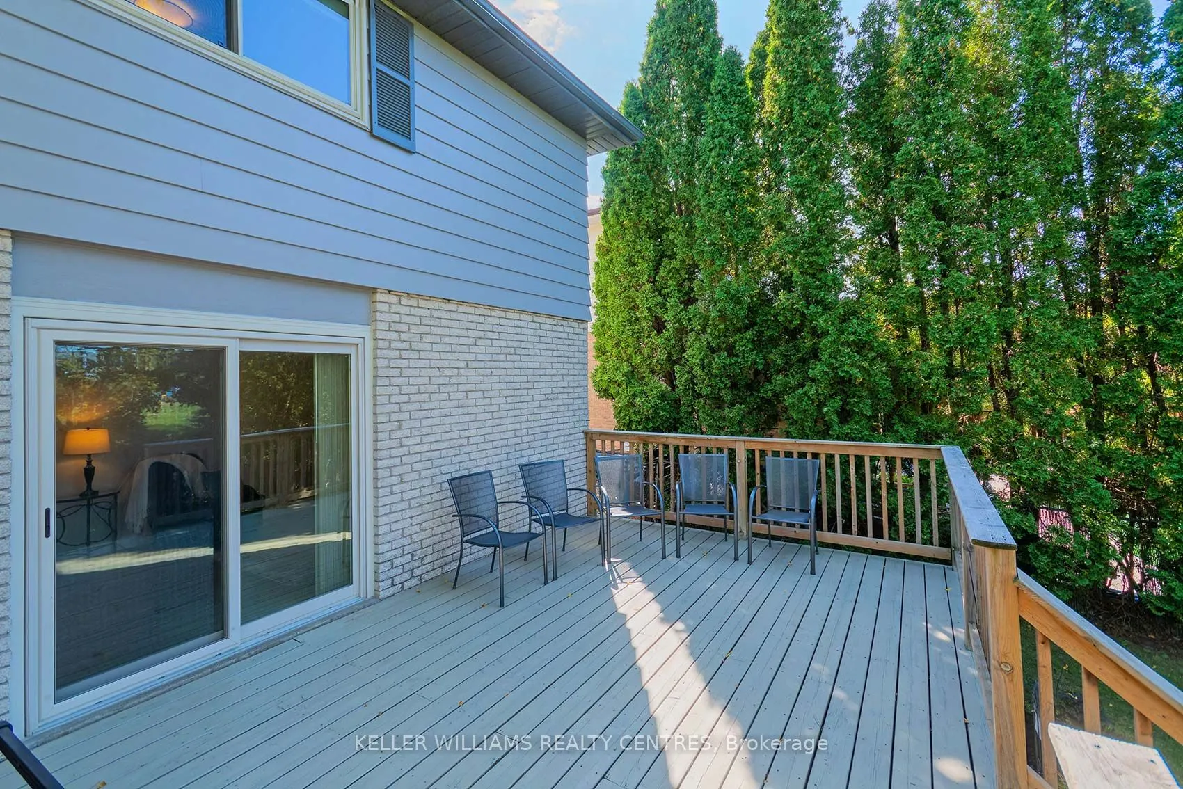 90 Thicketwood Boulevard