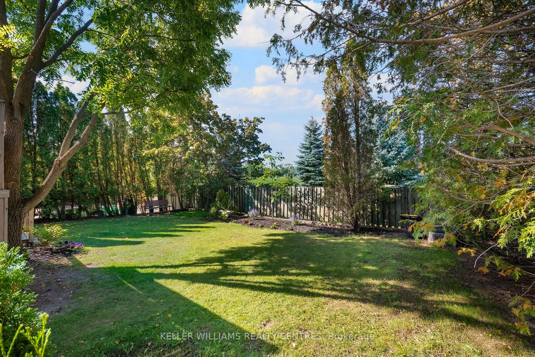 90 Thicketwood Boulevard