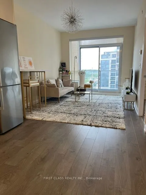 396 7 Highway E, #812