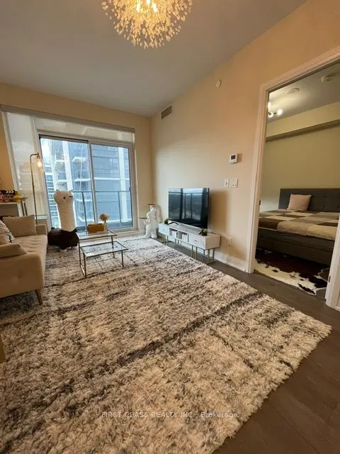 396 7 Highway E, #812