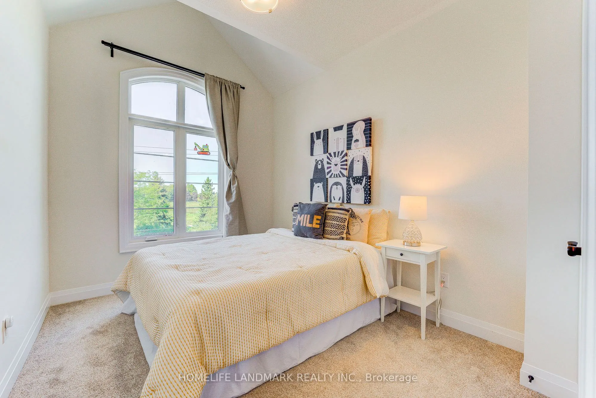 4199 Major Mackenzie Drive
