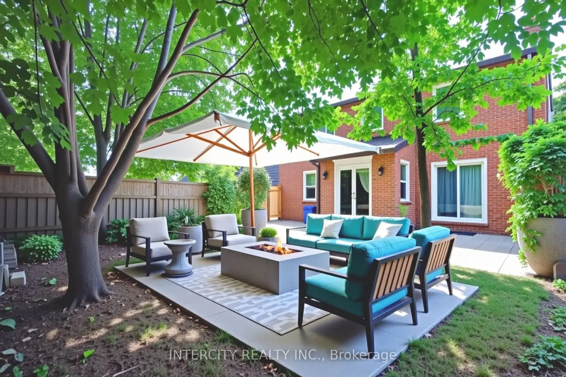 85 Houseman Crescent