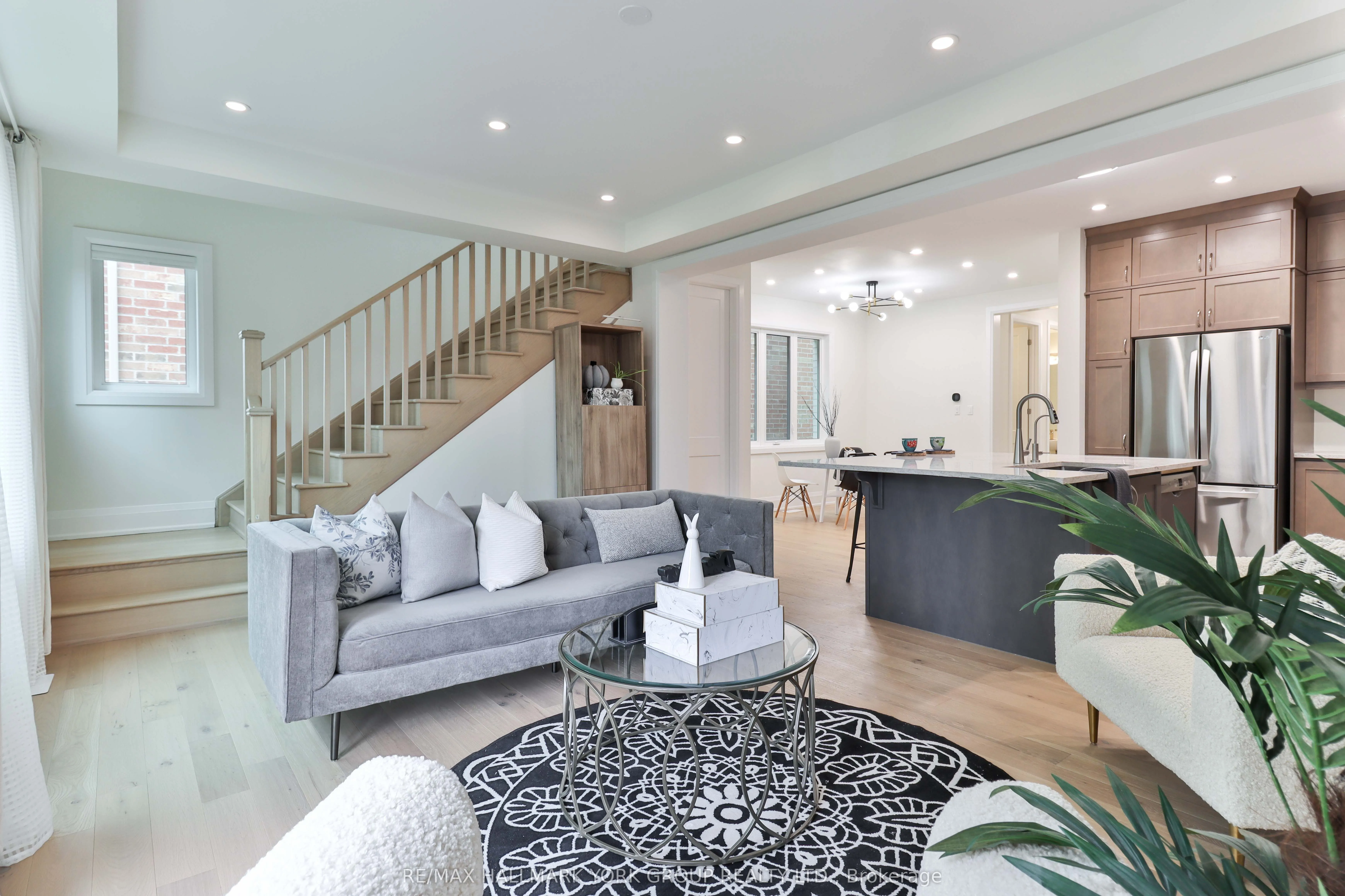 249 Beaverbrae Drive