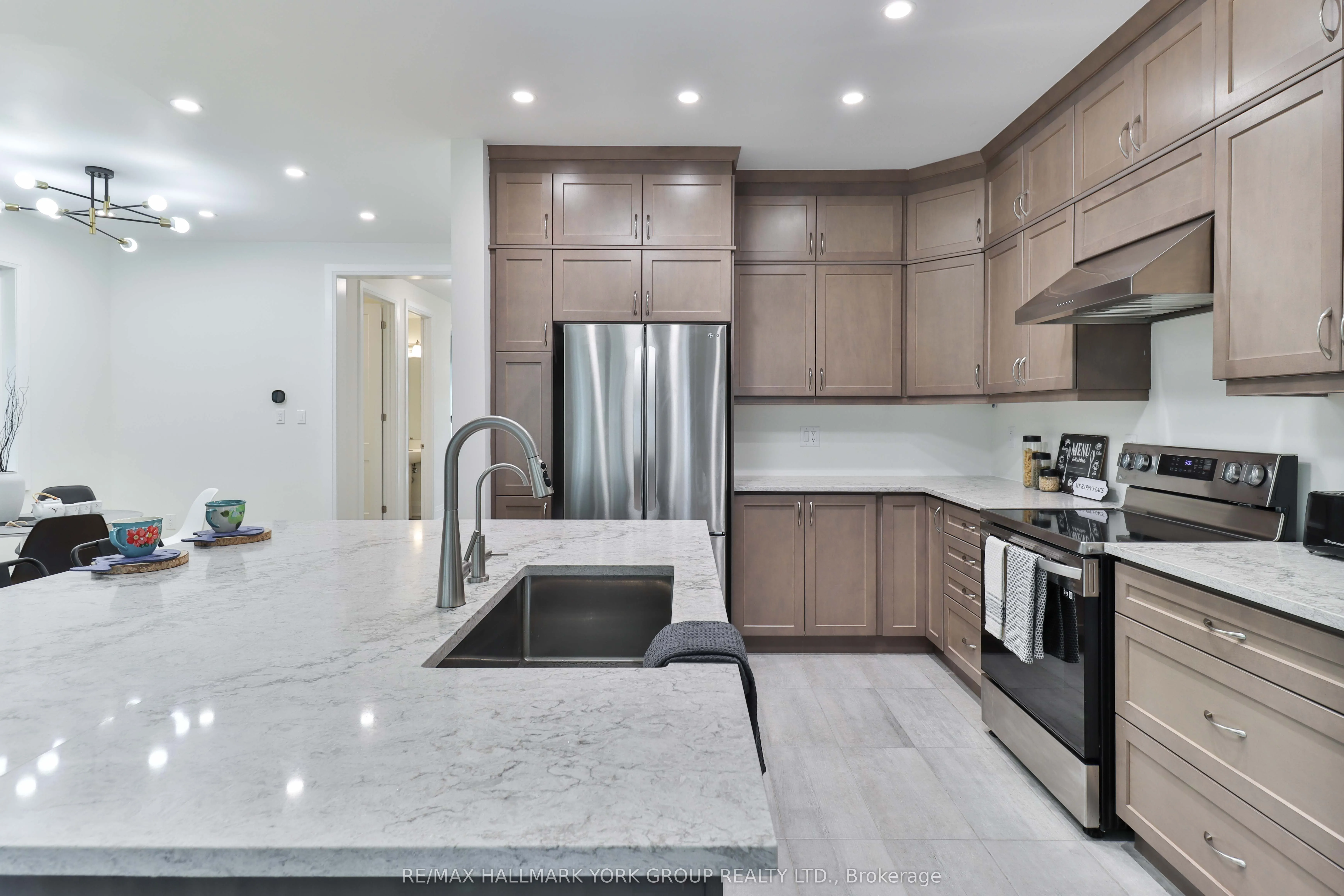 249 Beaverbrae Drive