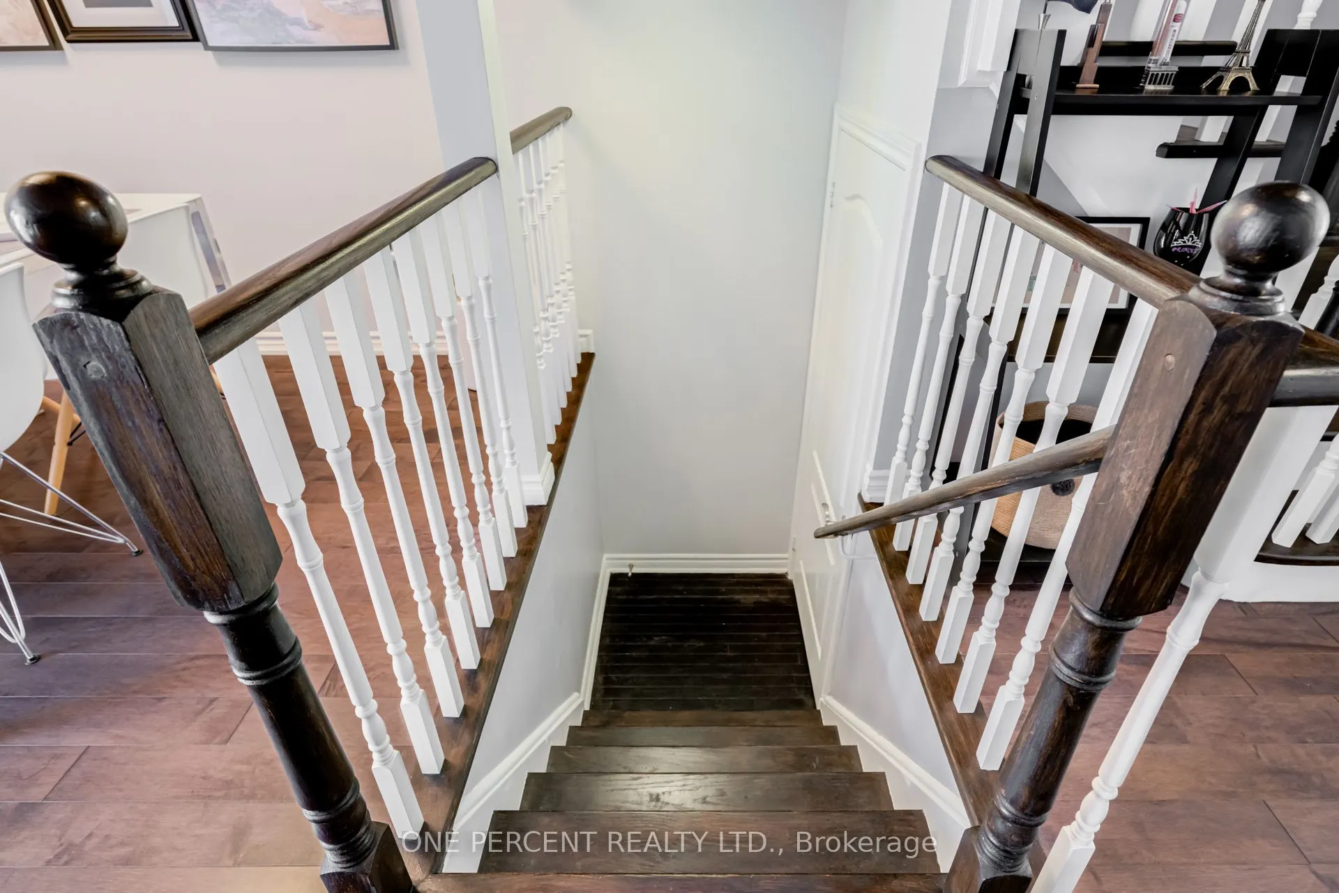 64 Lander Crescent