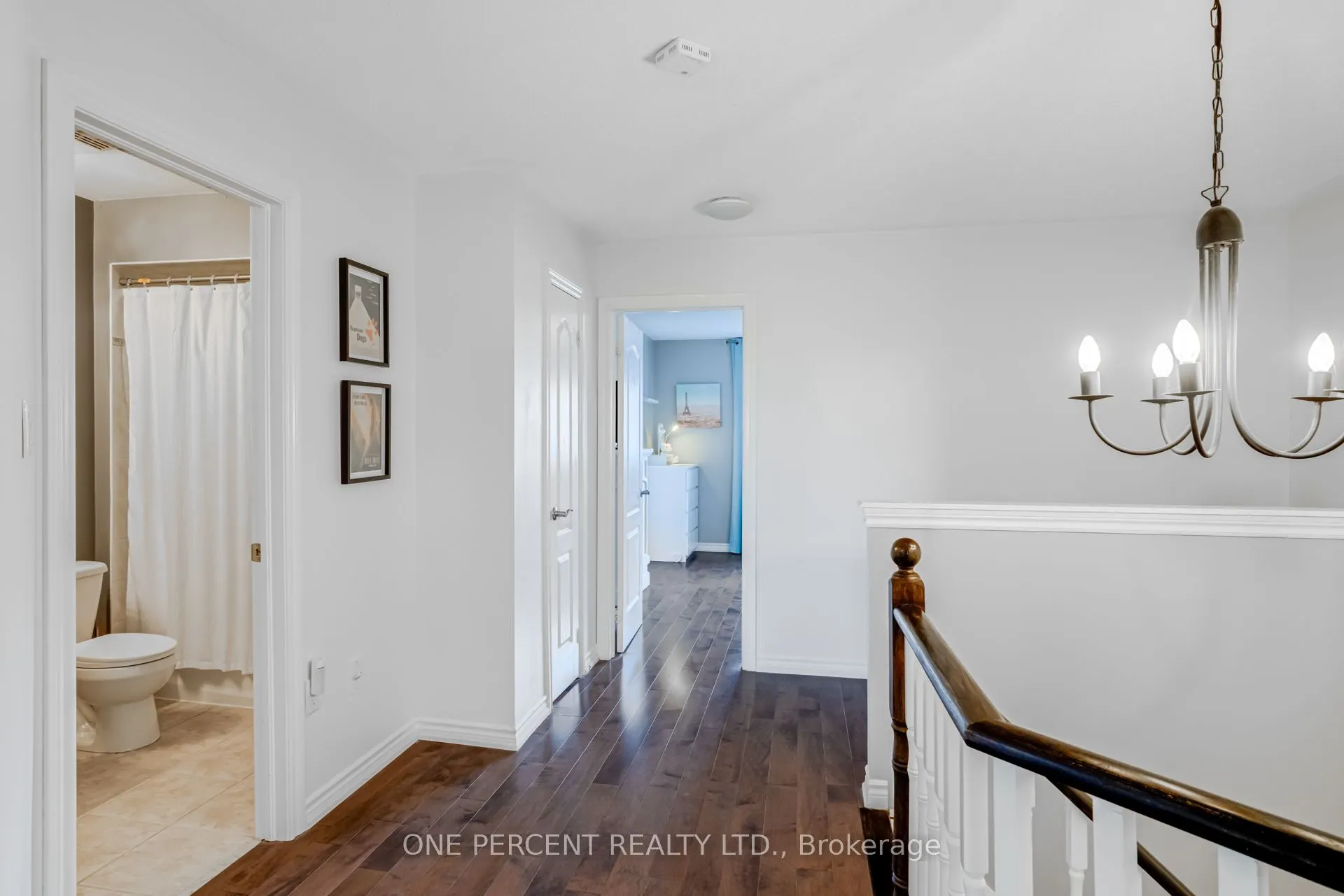 64 Lander Crescent