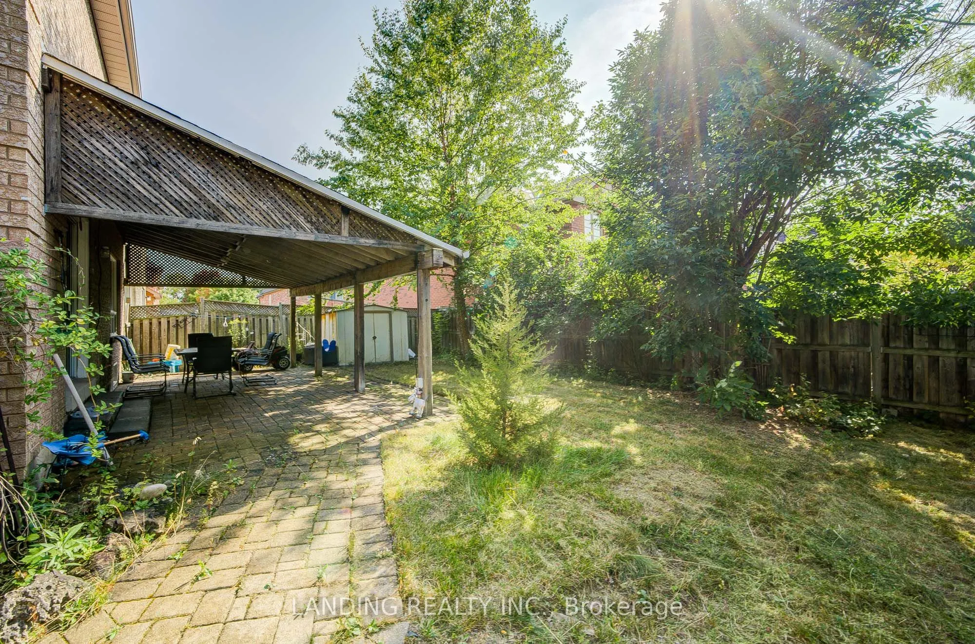 483 Menczel Crescent