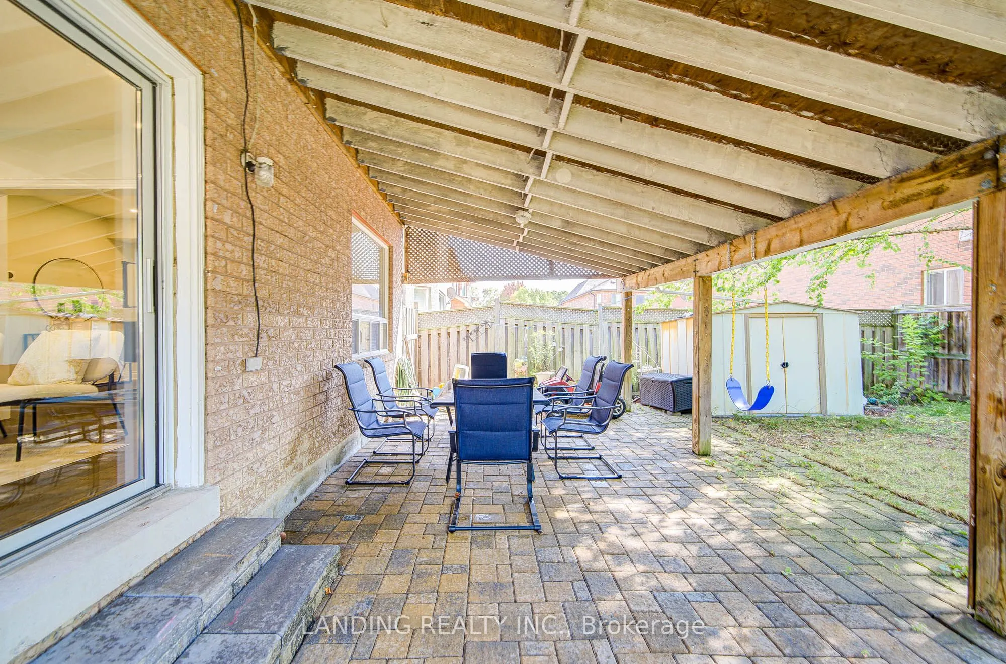 483 Menczel Crescent