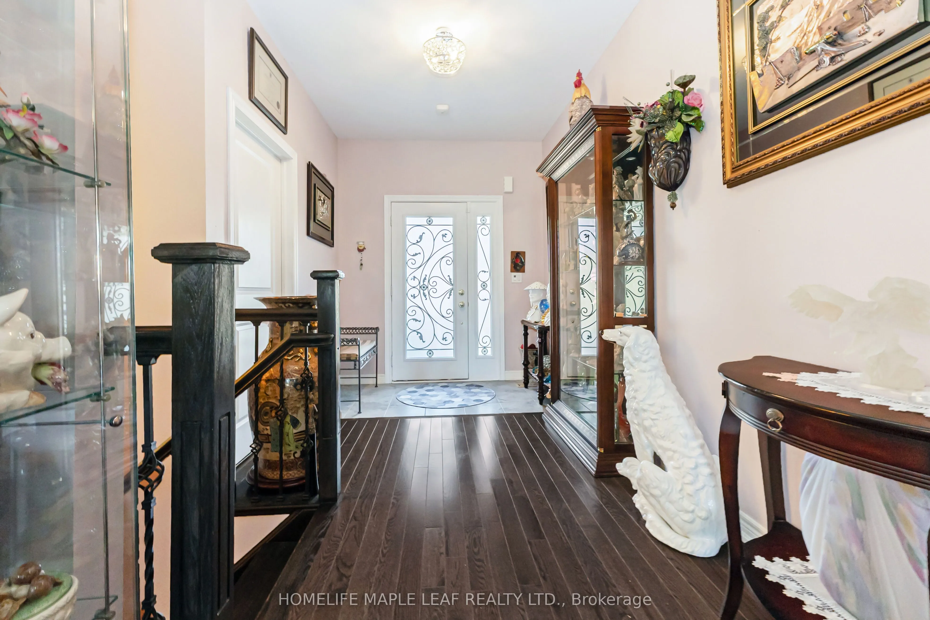 126 Kingsmere Crescent