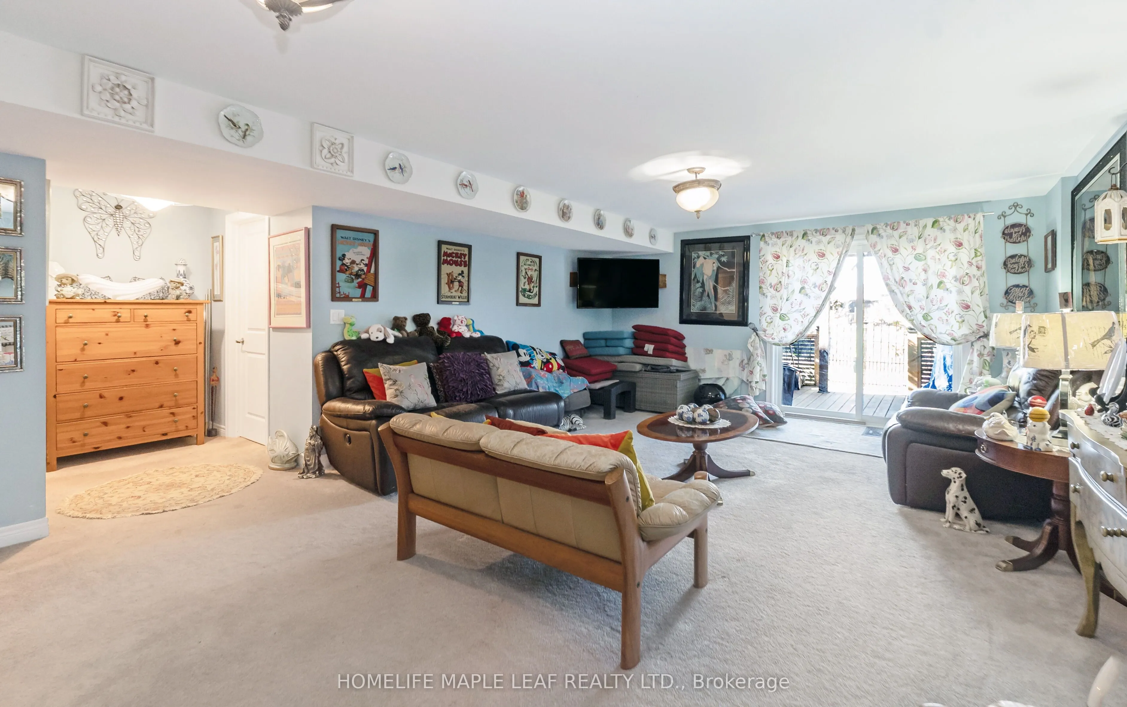 126 Kingsmere Crescent