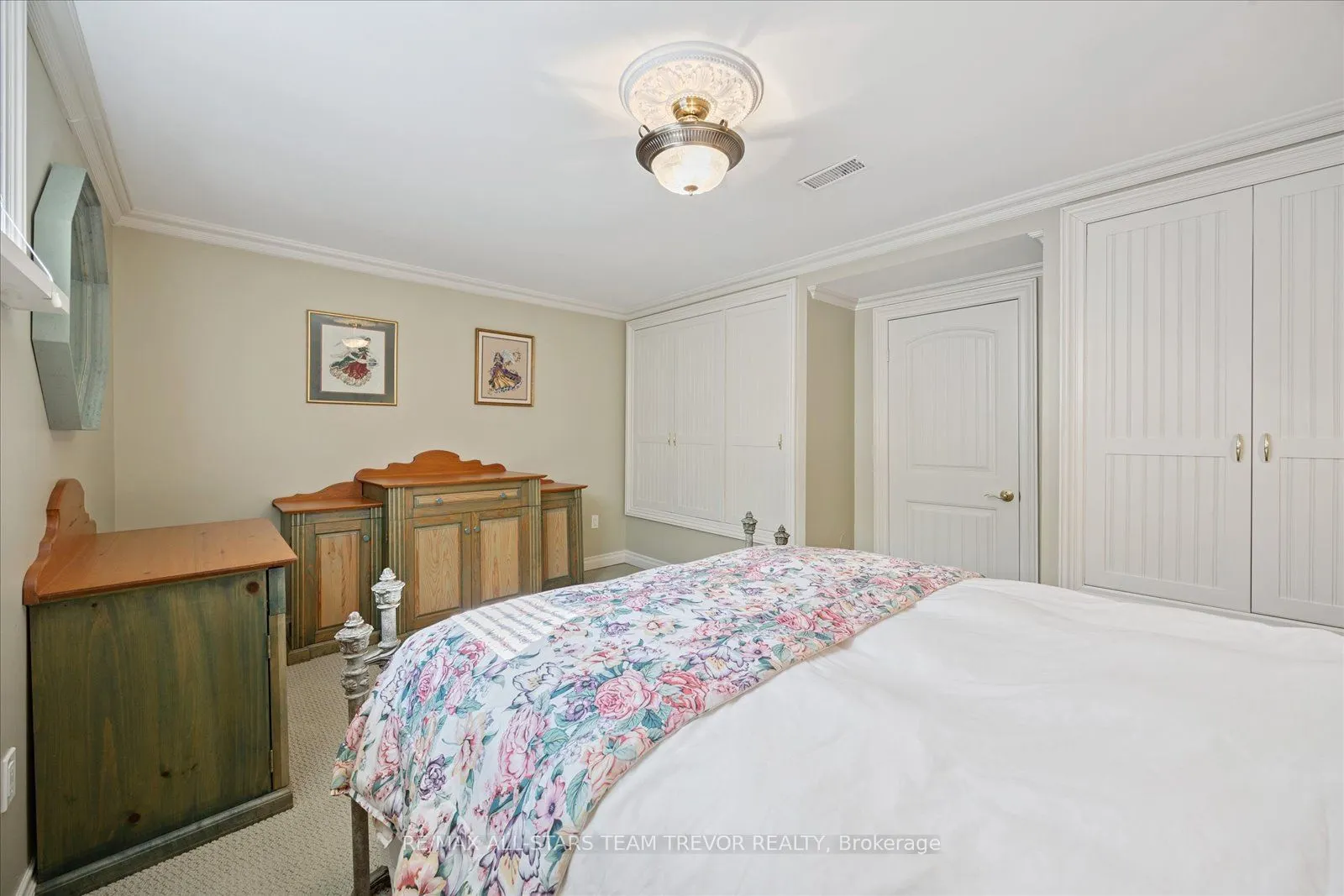 830 Norval Road