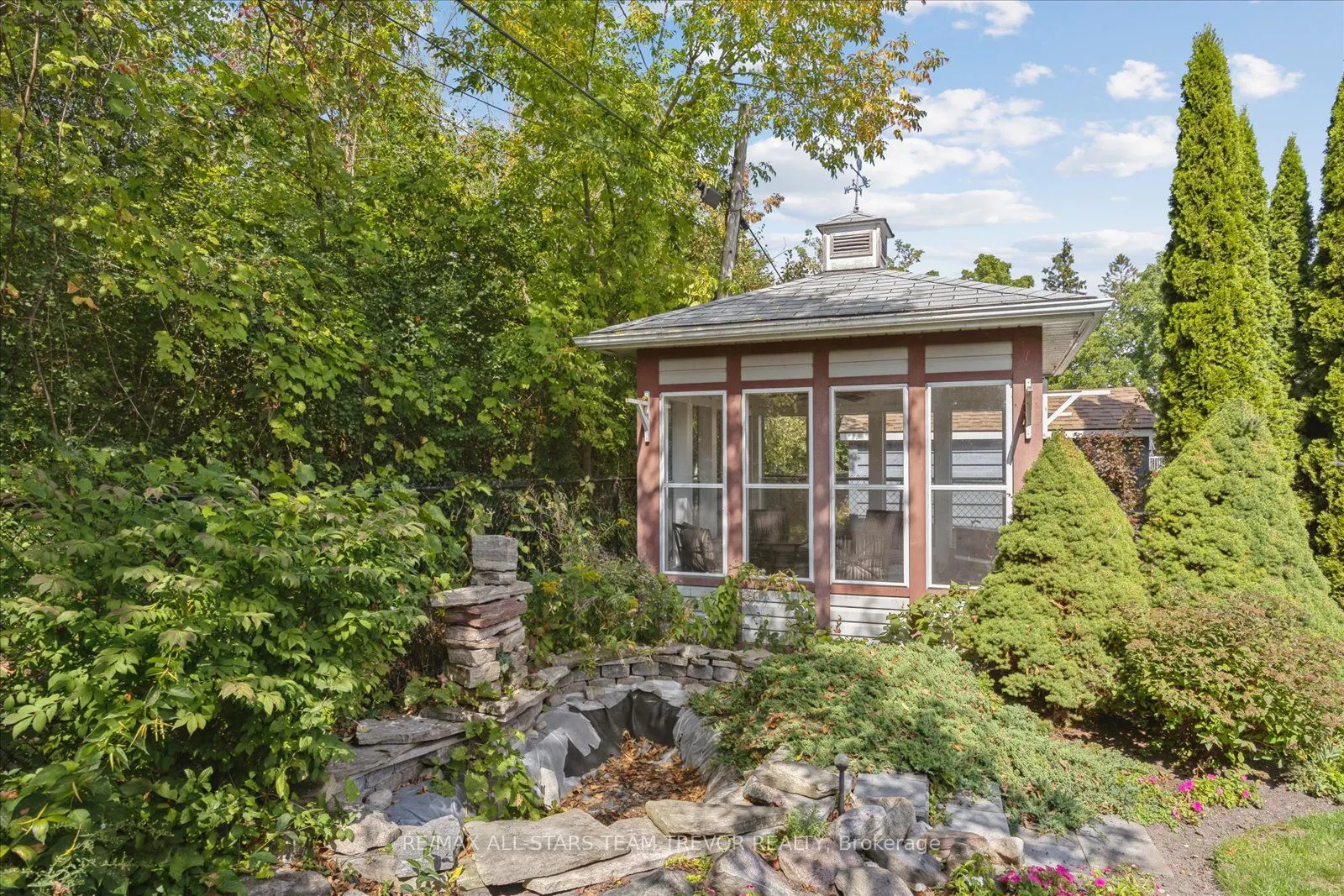 830 Norval Road