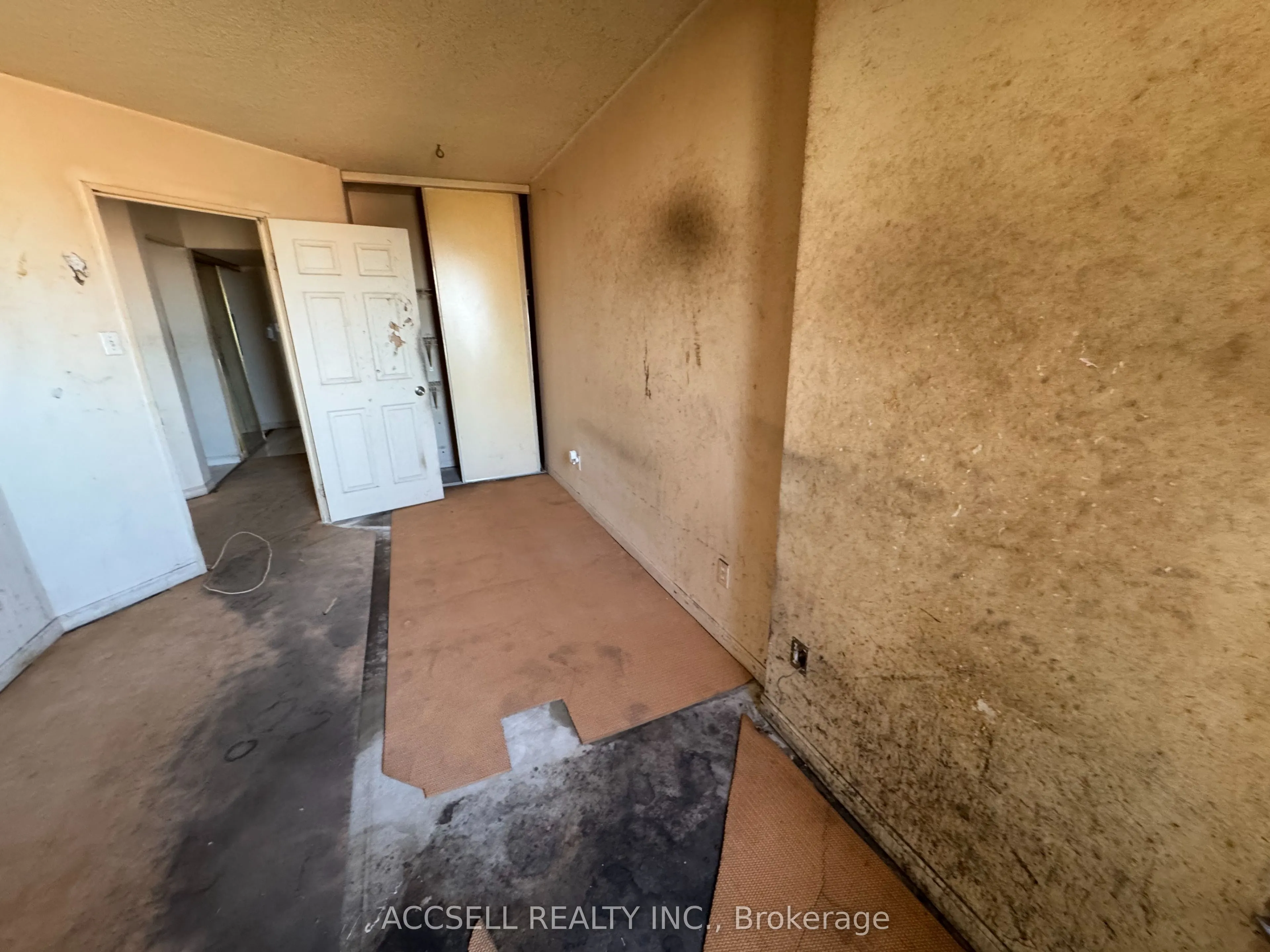 120 Promenade Circle, #1206