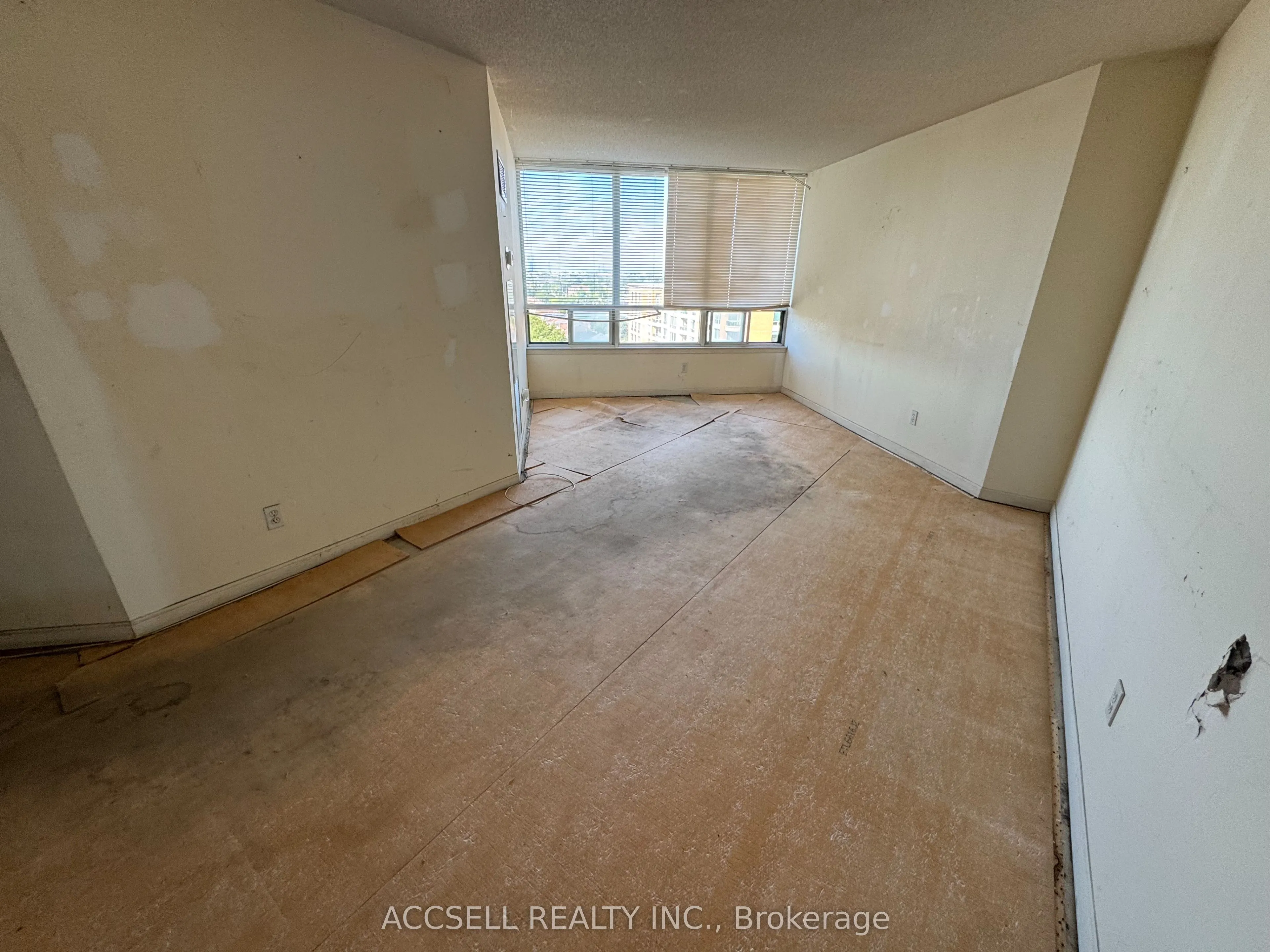 120 Promenade Circle, #1206