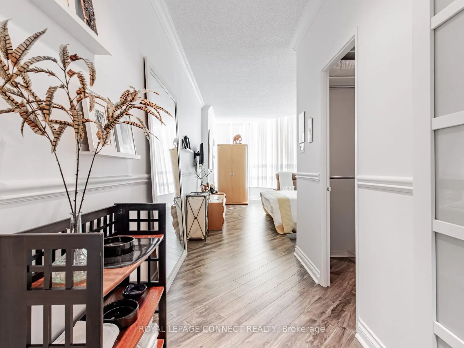 7905 Bayview Avenue, #122