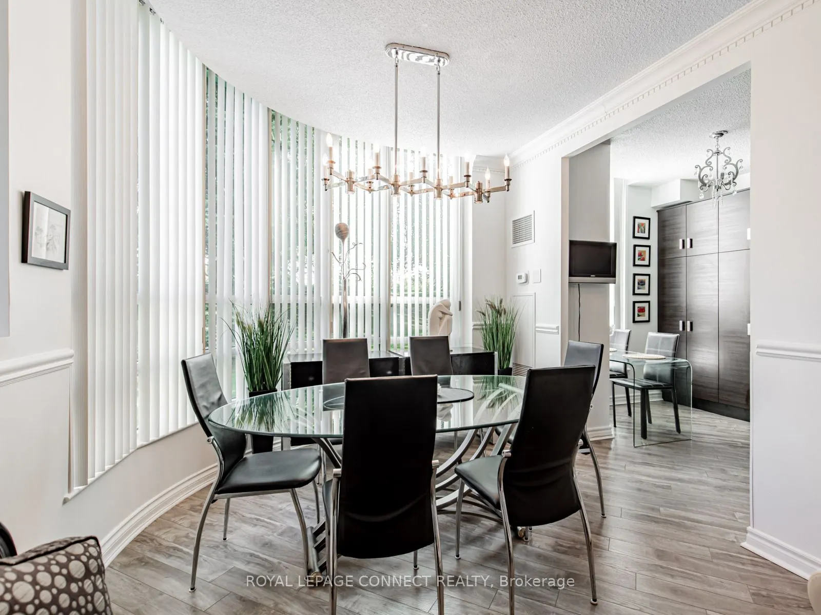 7905 Bayview Avenue, #122