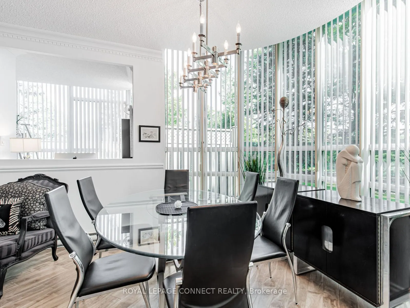 7905 Bayview Avenue, #122