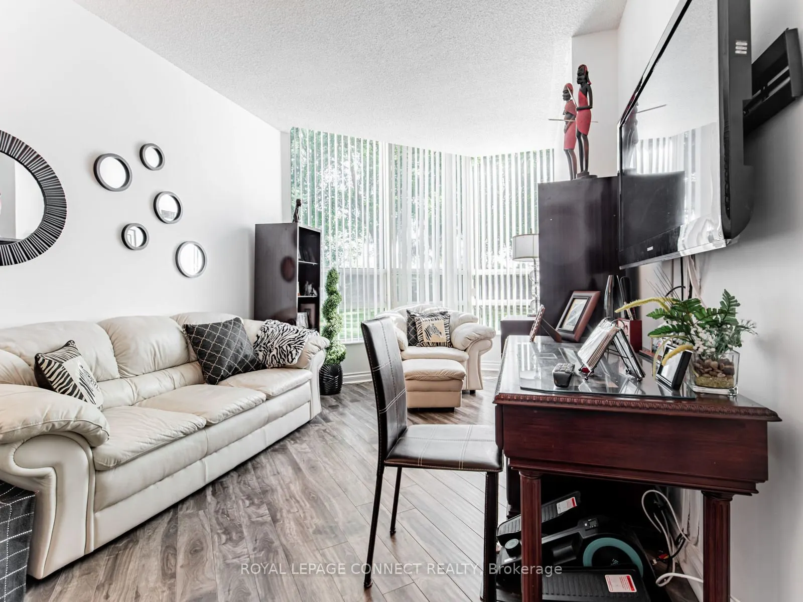 7905 Bayview Avenue, #122