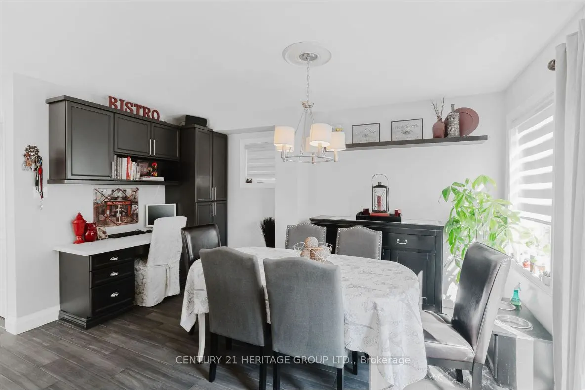 147 Pentland Crescent