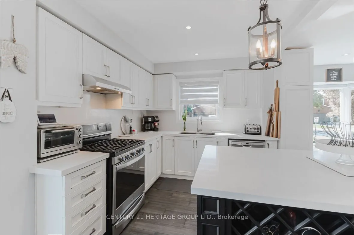 147 Pentland Crescent