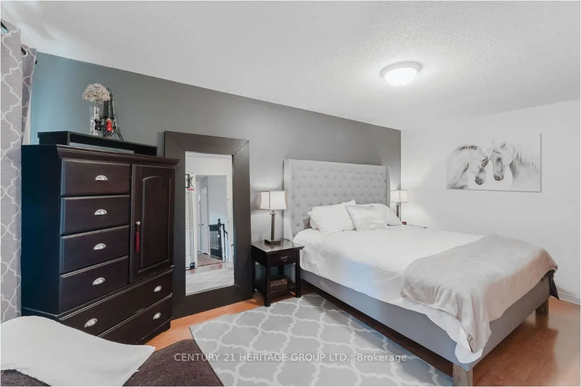 147 Pentland Crescent