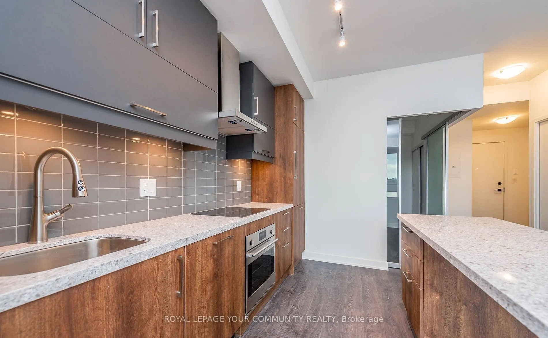 8119 Birchmount Road, #928