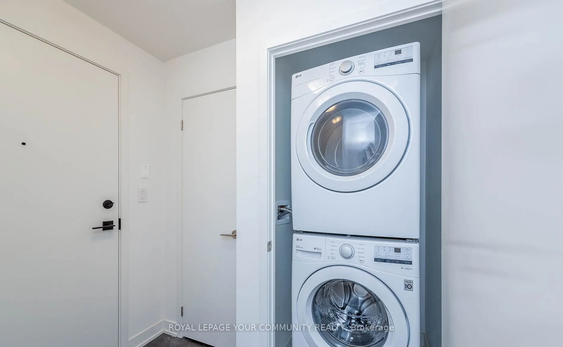 8119 Birchmount Road, #928