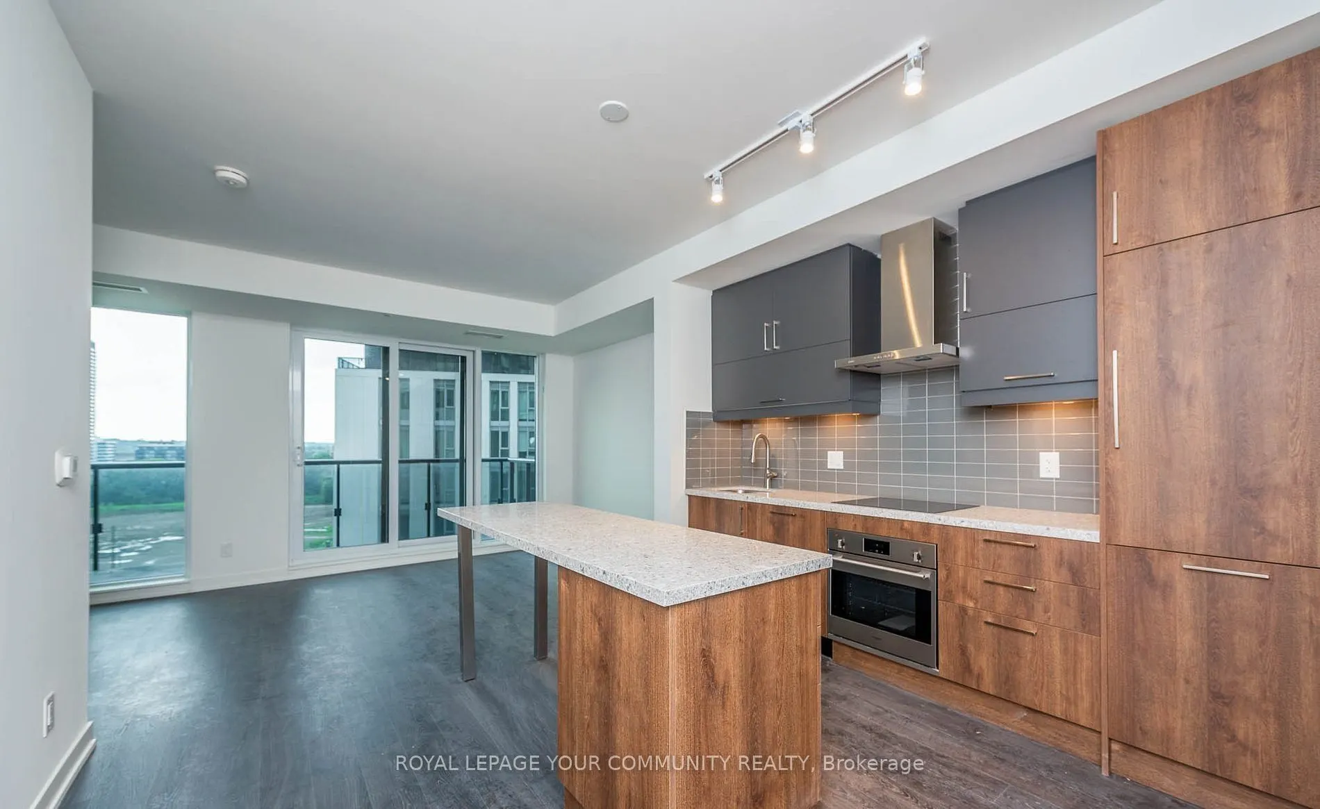8119 Birchmount Road, #928