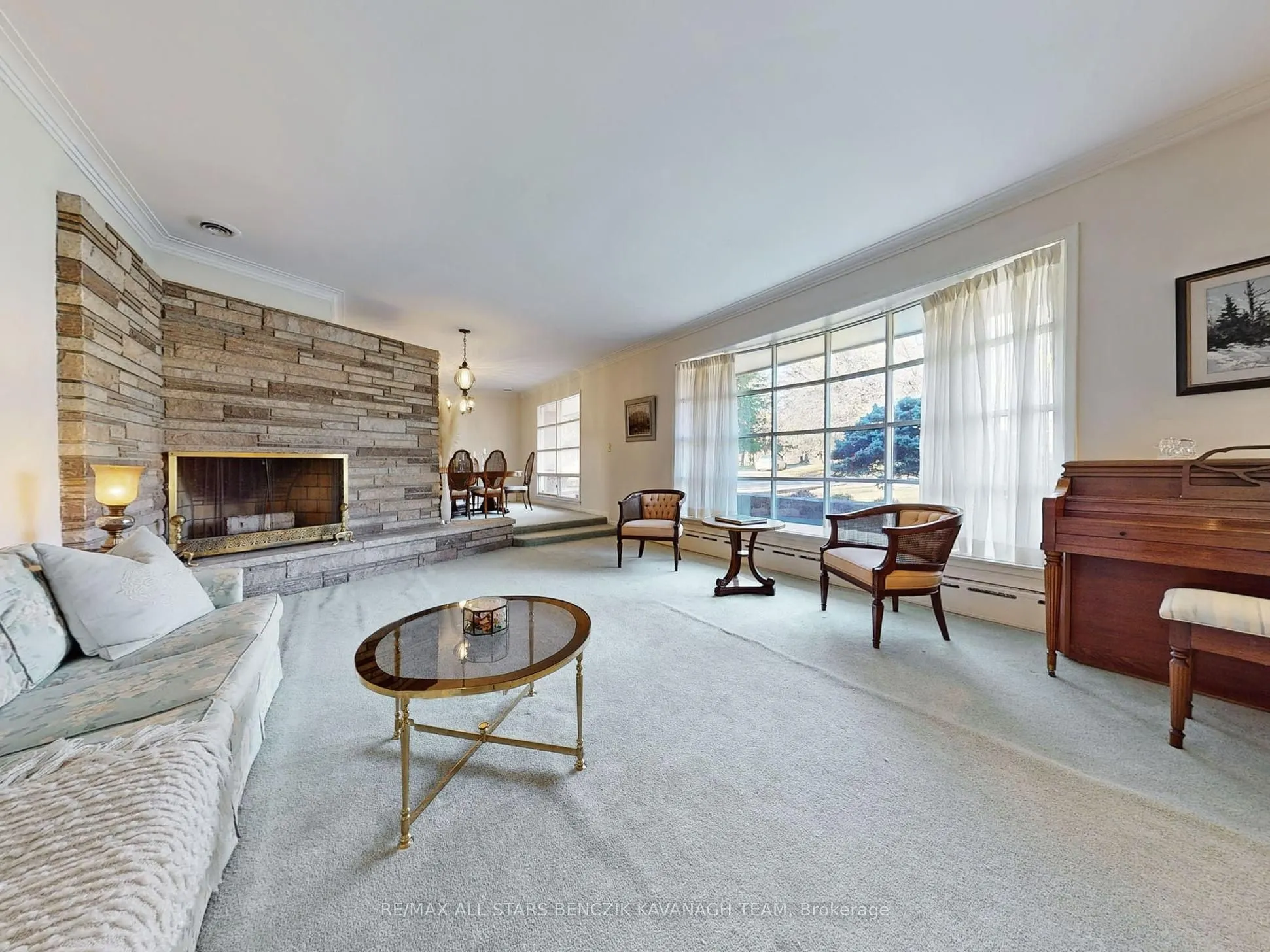 2 Savannah Crescent