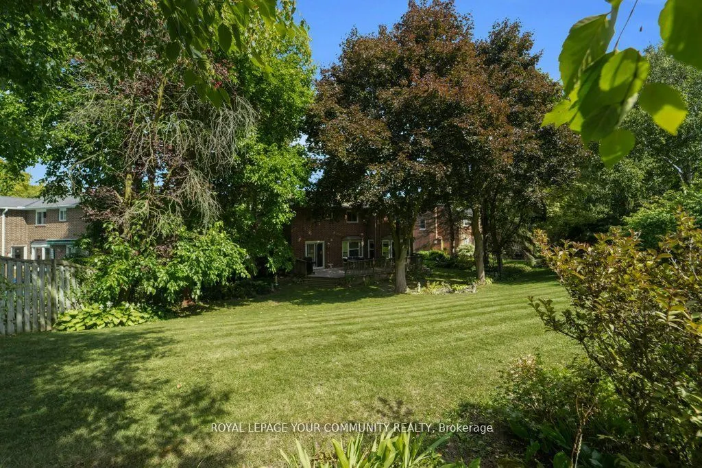 25 Hare Court