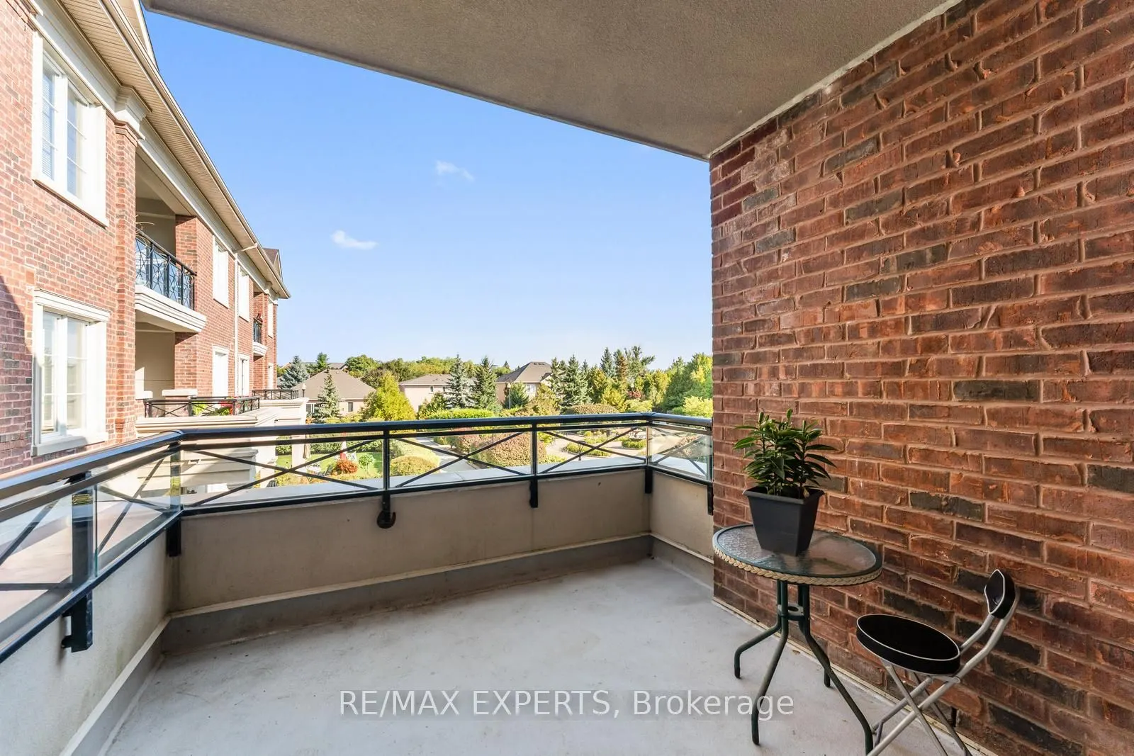 9519 Keele Street, #230
