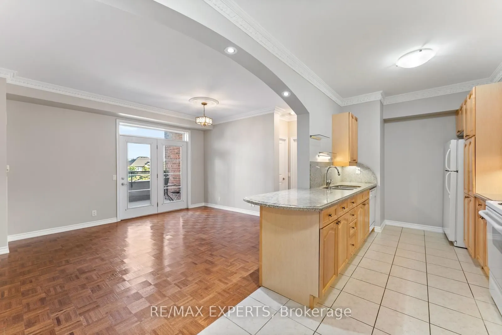9519 Keele Street, #230