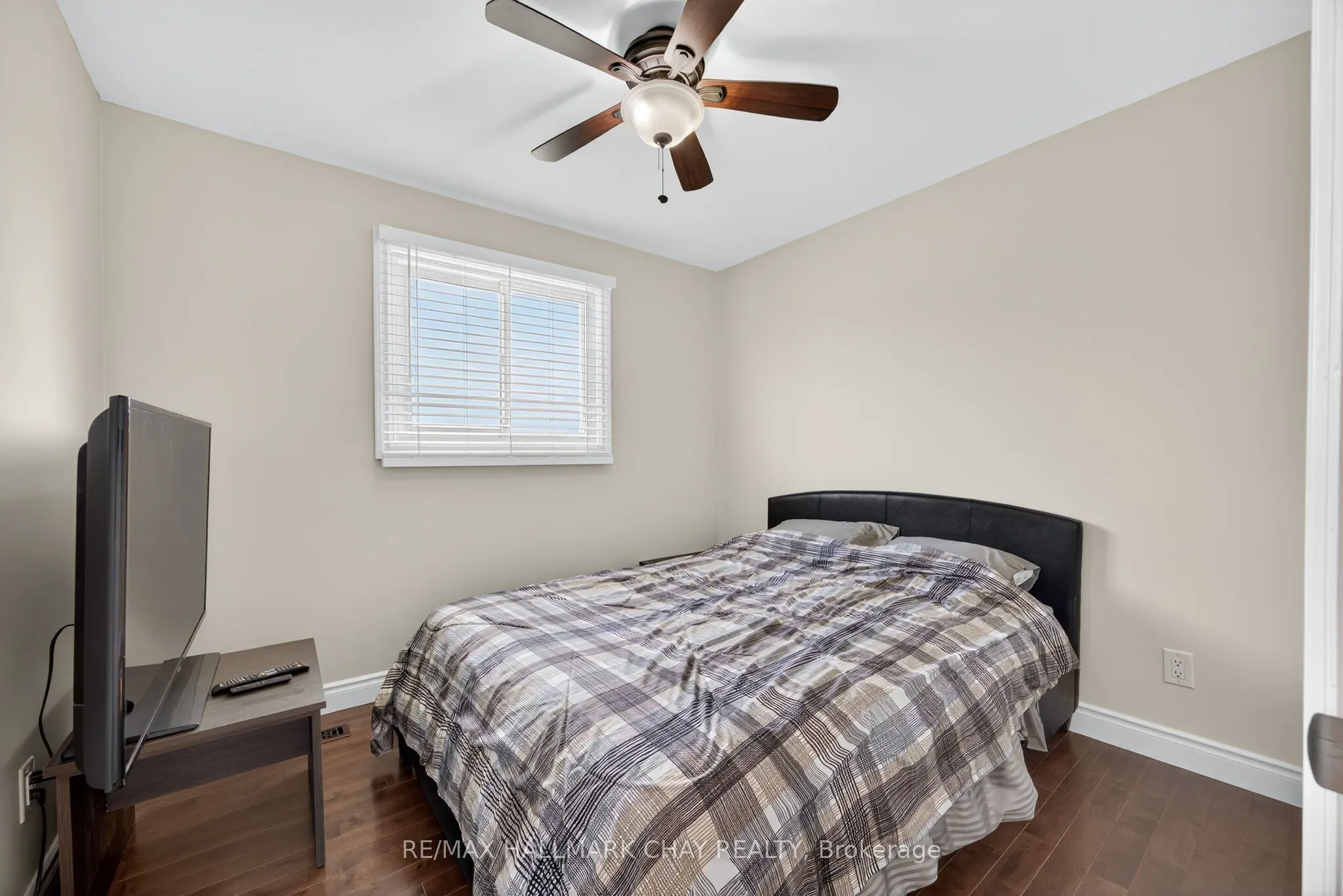 3 Simon Drive
