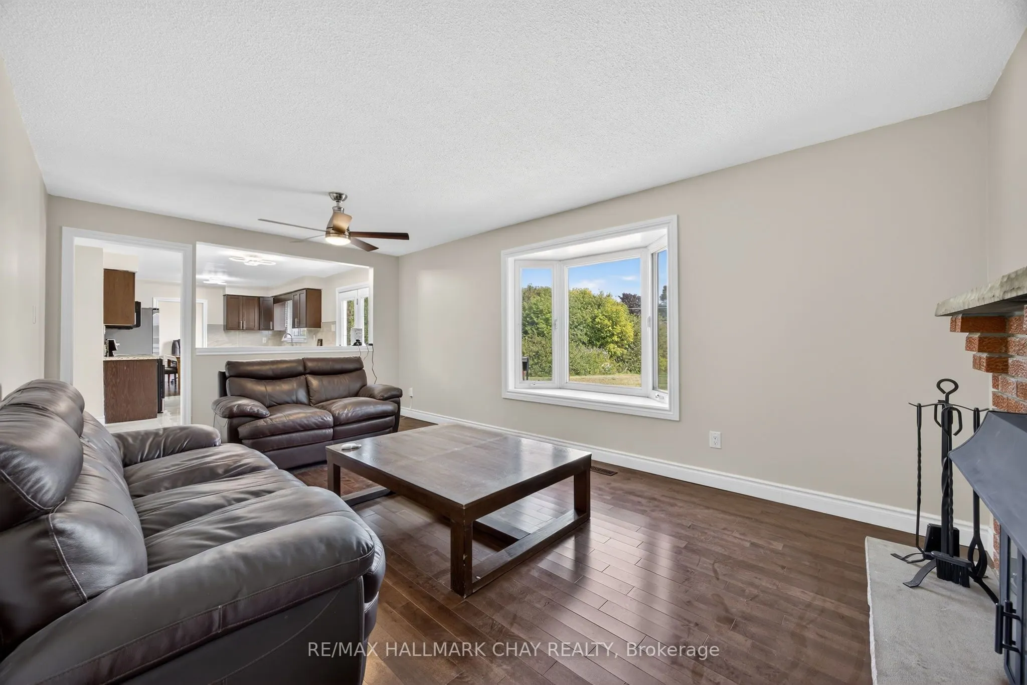 3 Simon Drive
