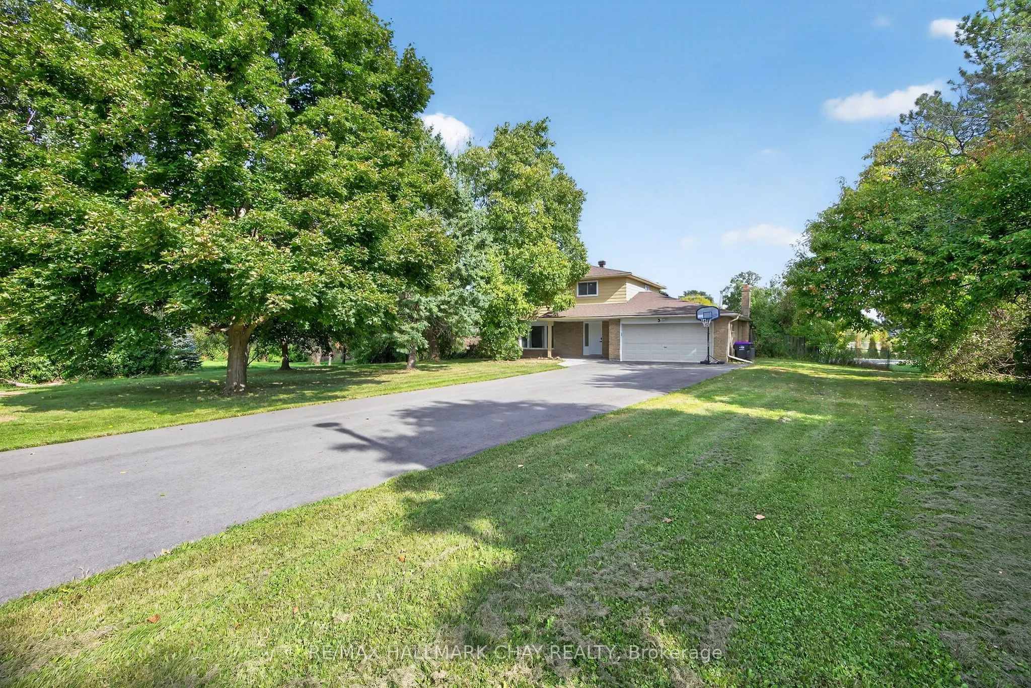 3 Simon Drive