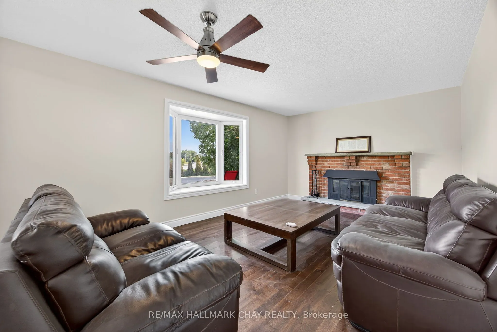 3 Simon Drive