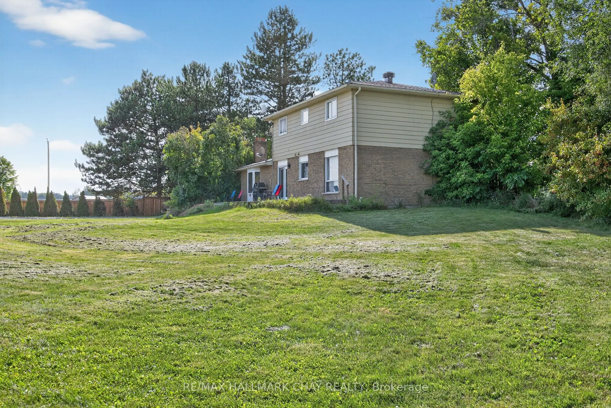 3 Simon Drive