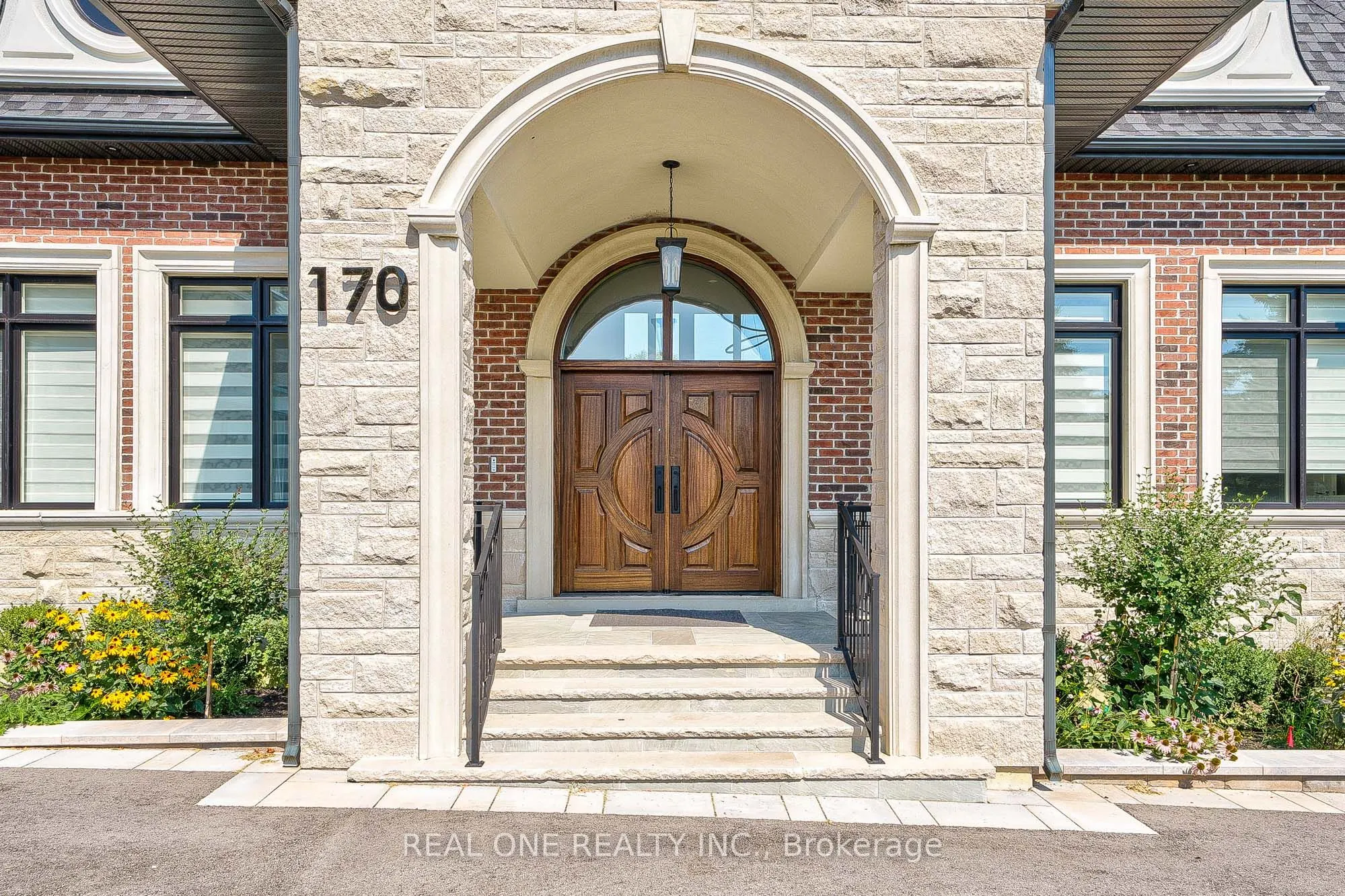 170 Ward Avenue