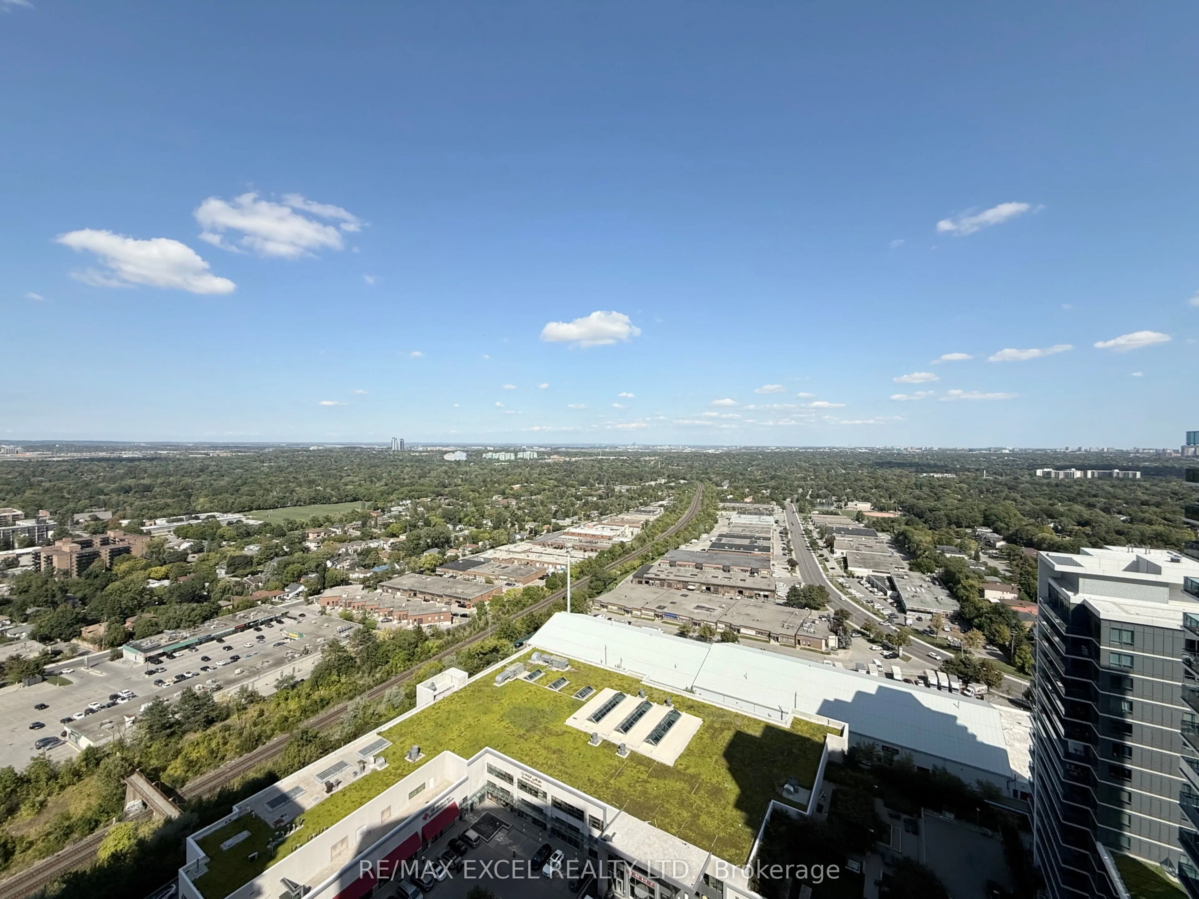 7171 Yonge Street, #2602