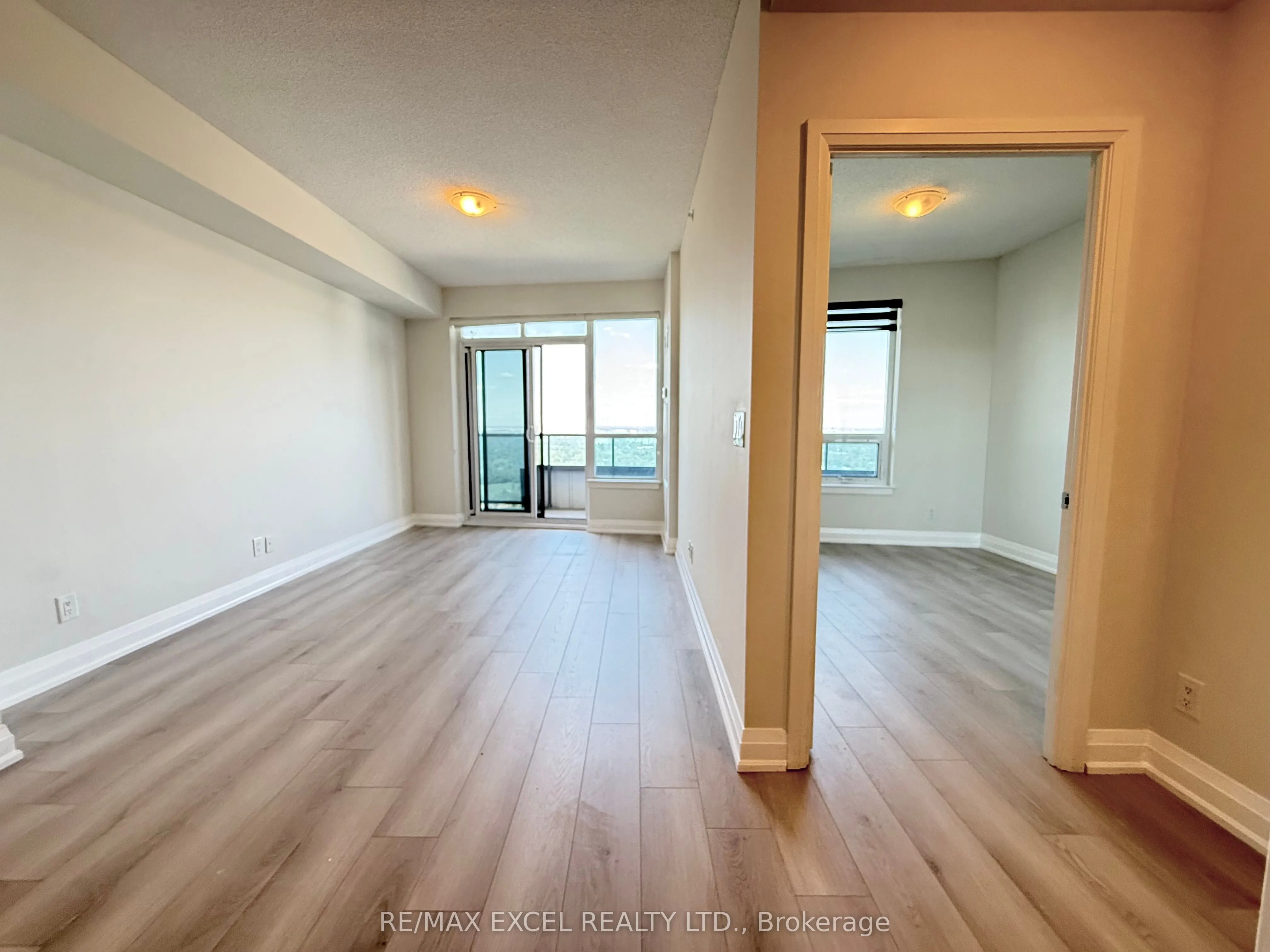 7171 Yonge Street, #2602