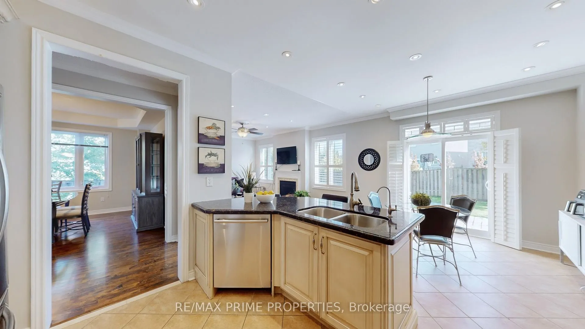 17 Raintree Crescent