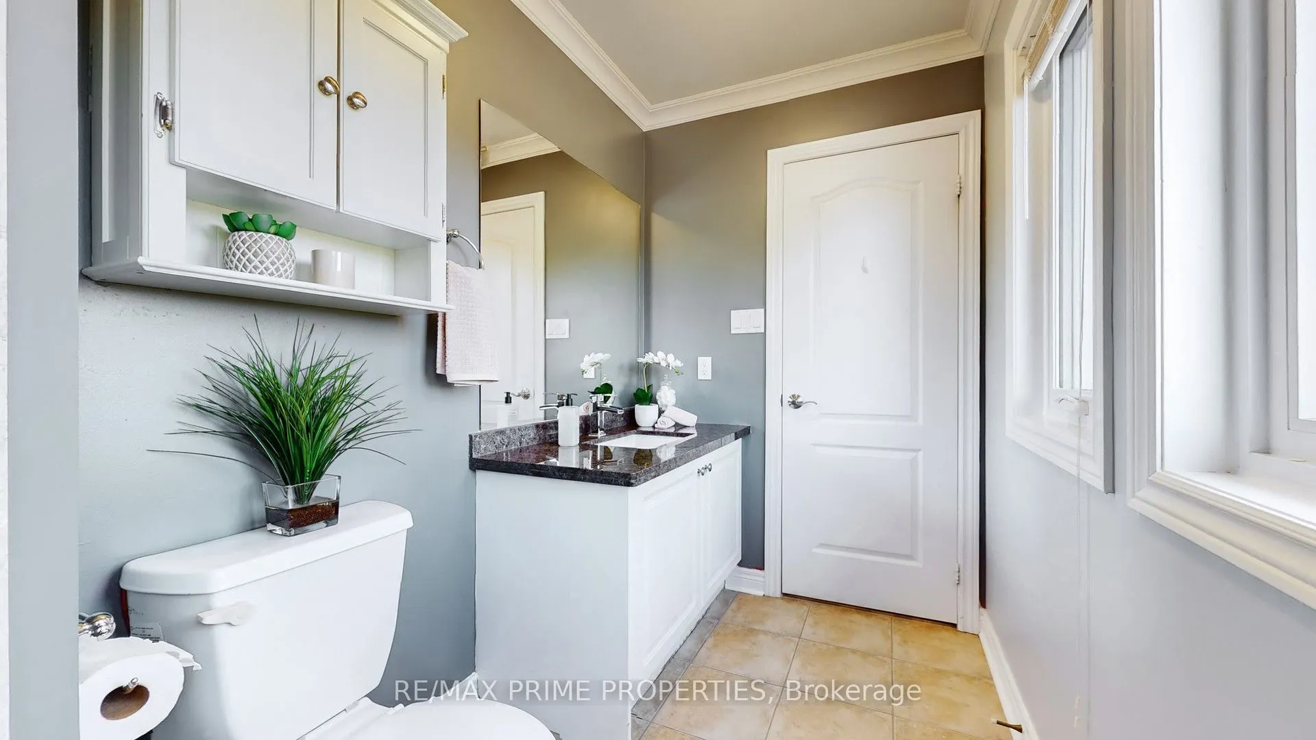 17 Raintree Crescent
