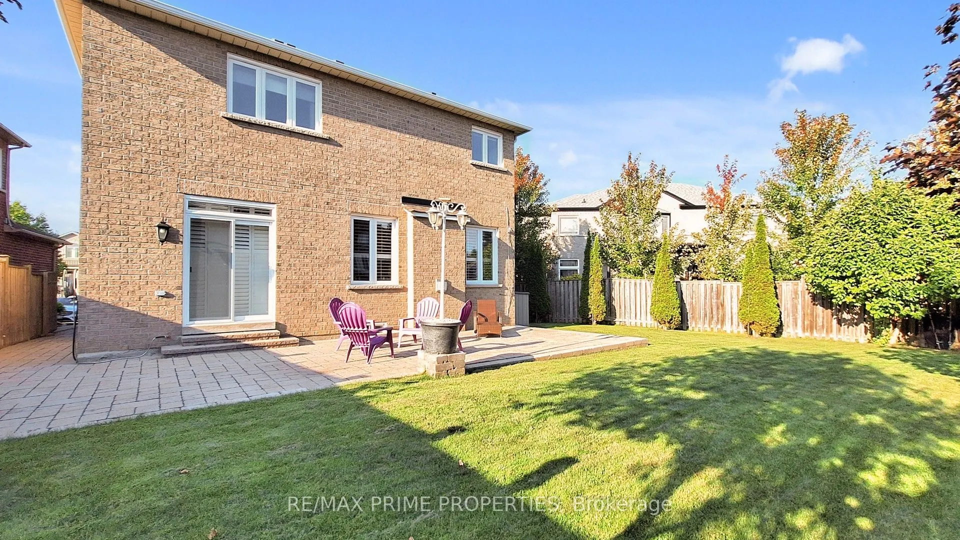 17 Raintree Crescent