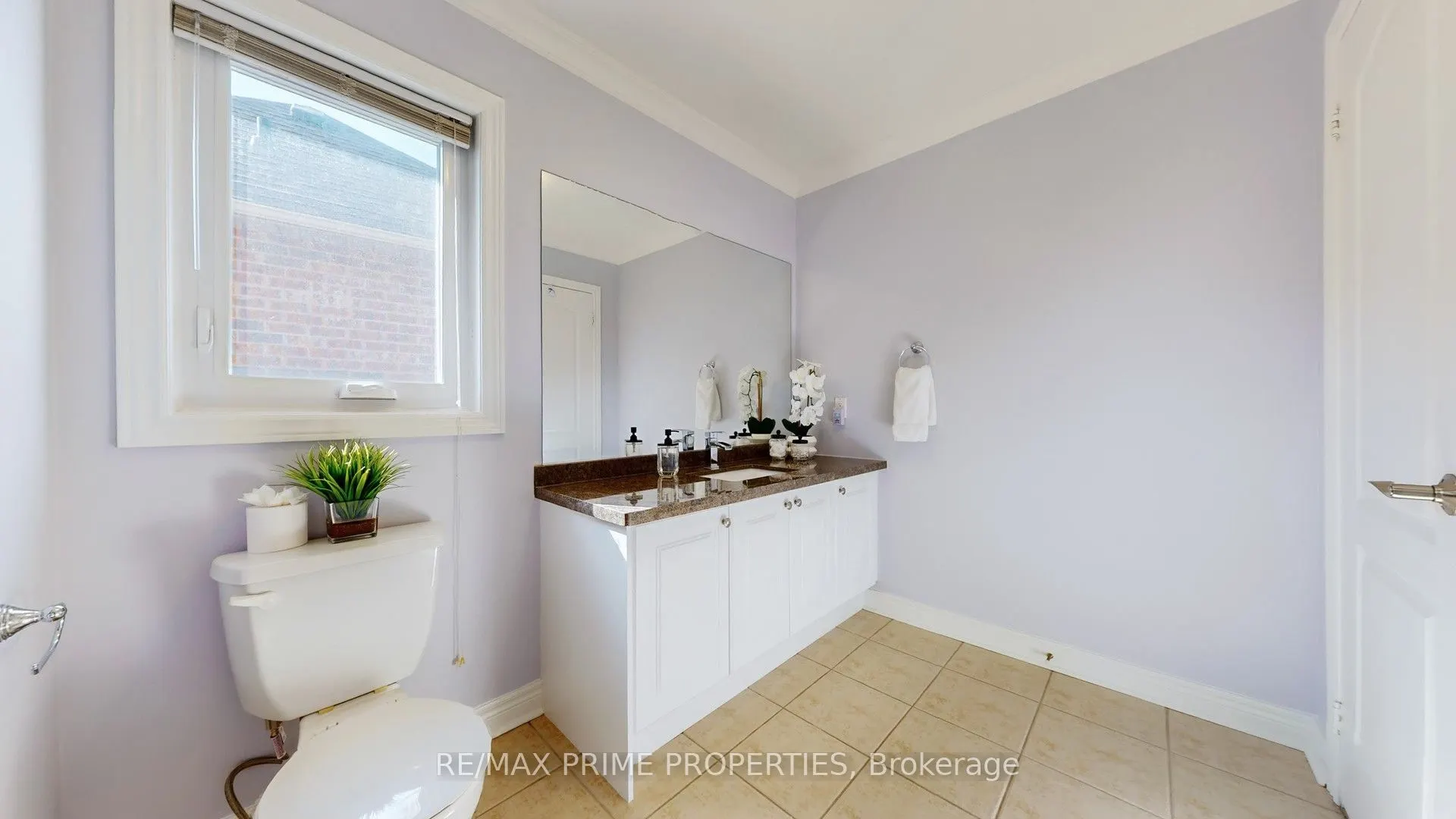 17 Raintree Crescent