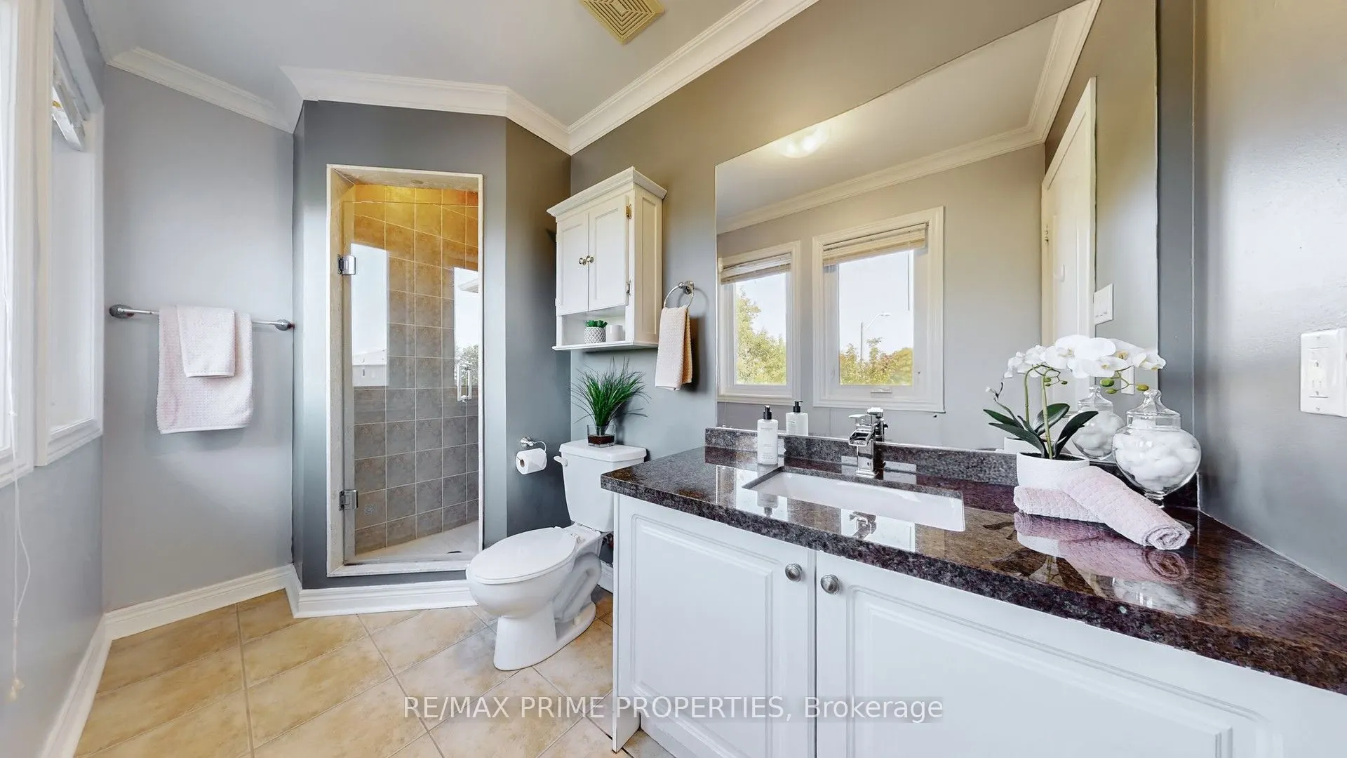 17 Raintree Crescent