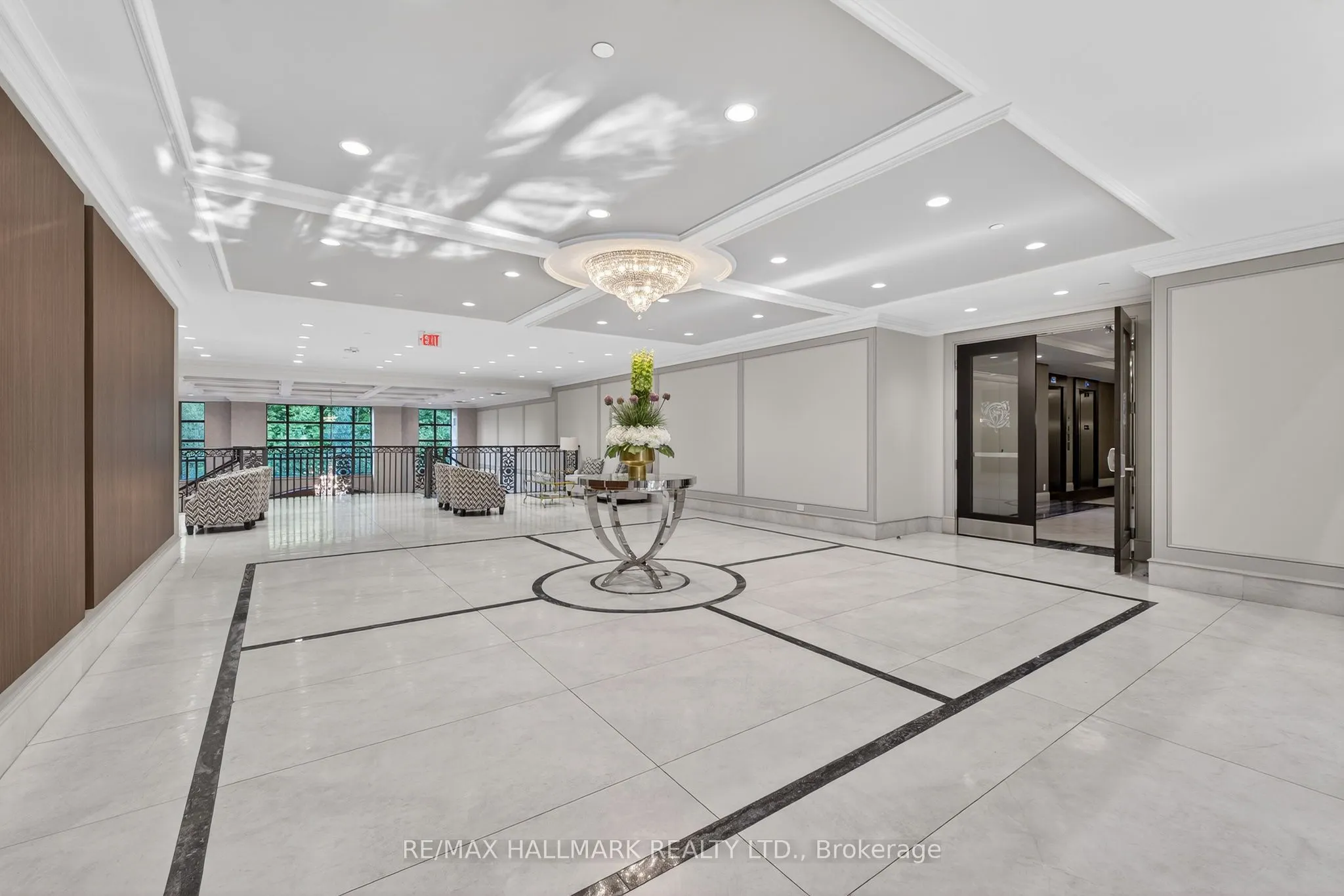 9909 Pine Valley Drive, #203
